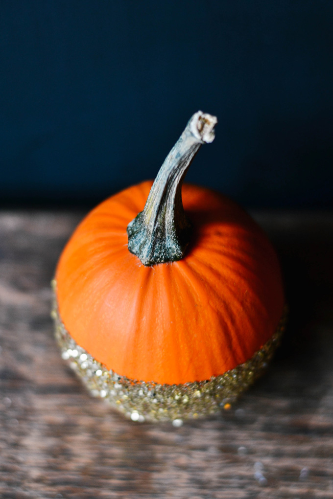 Glitter Candles and Glitter Pumpkins - Tutorial 