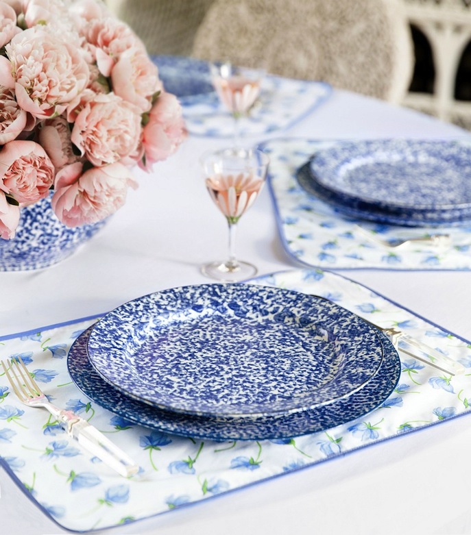 Tory Burch Tabletop dishes _ Spongeware - blue and white - flowers