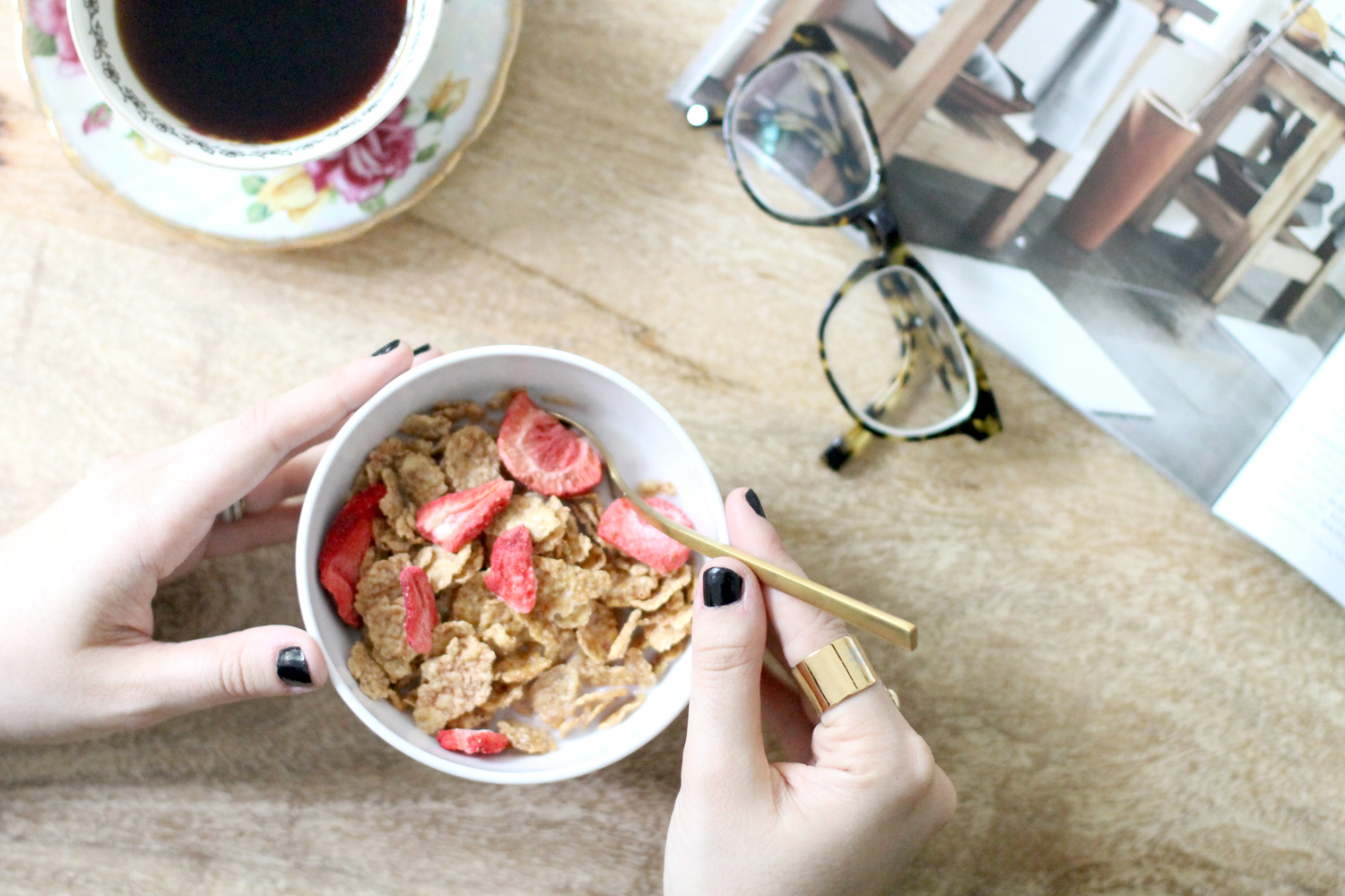 Busy Mom Confessions: Why Eating Breakfast is so Important (Special K Red Berries Cereal is my fave!) | glitterinc.com