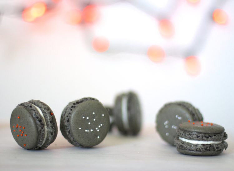 How to Make Oreo Macarons 7 (Perfect for Halloween!)