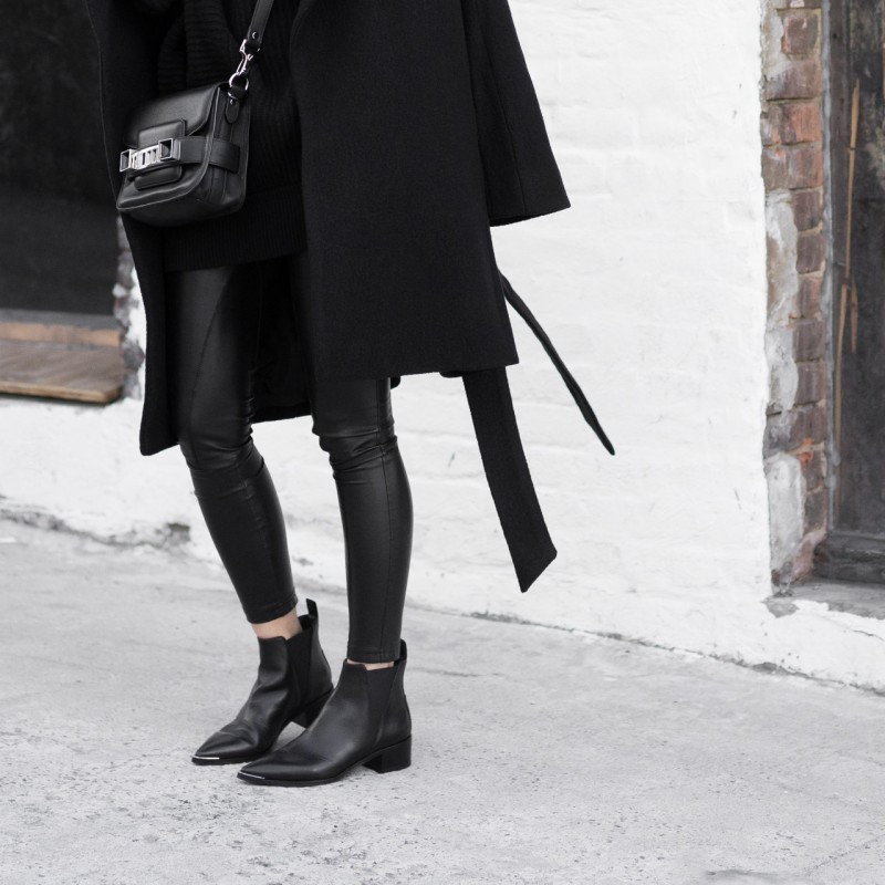 all black outfit - street style - low block heel ACNE STUDIOS JENSEN SUEDE BOOTIES