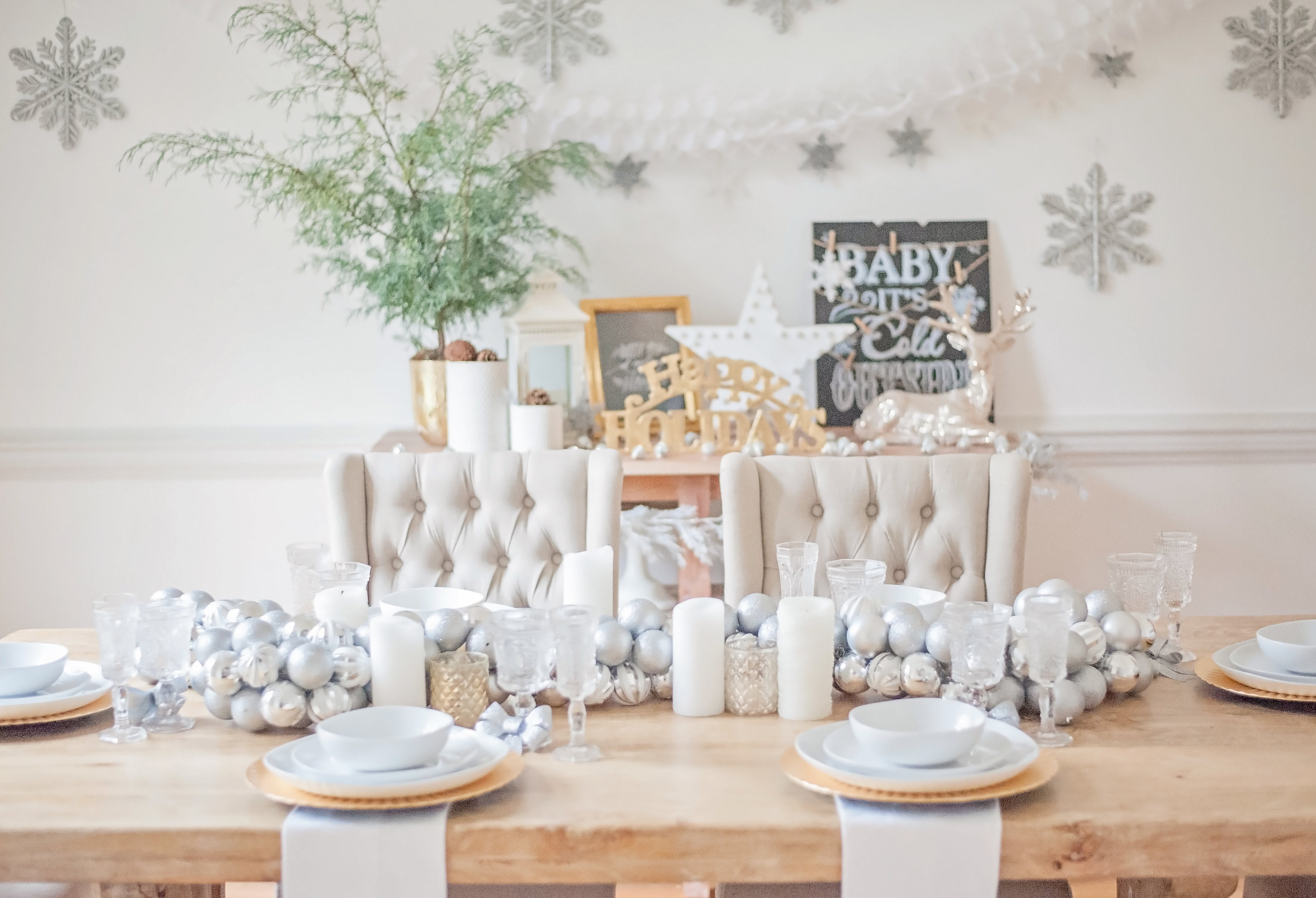 Dining Room Tour: Winter Wonderland - Glitter, Inc.