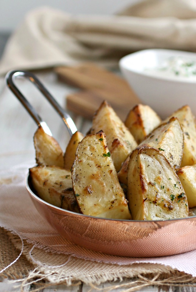 Planning the Menu - 22 Amazing Hannukah Recipes: Herb-Roasted Potatoes with Sour Cream Dip