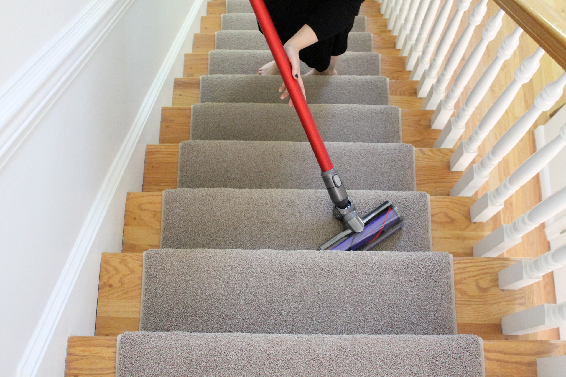 Parenting Must-Have: Dyson V6 AbsoluteCord-Free Vacuum