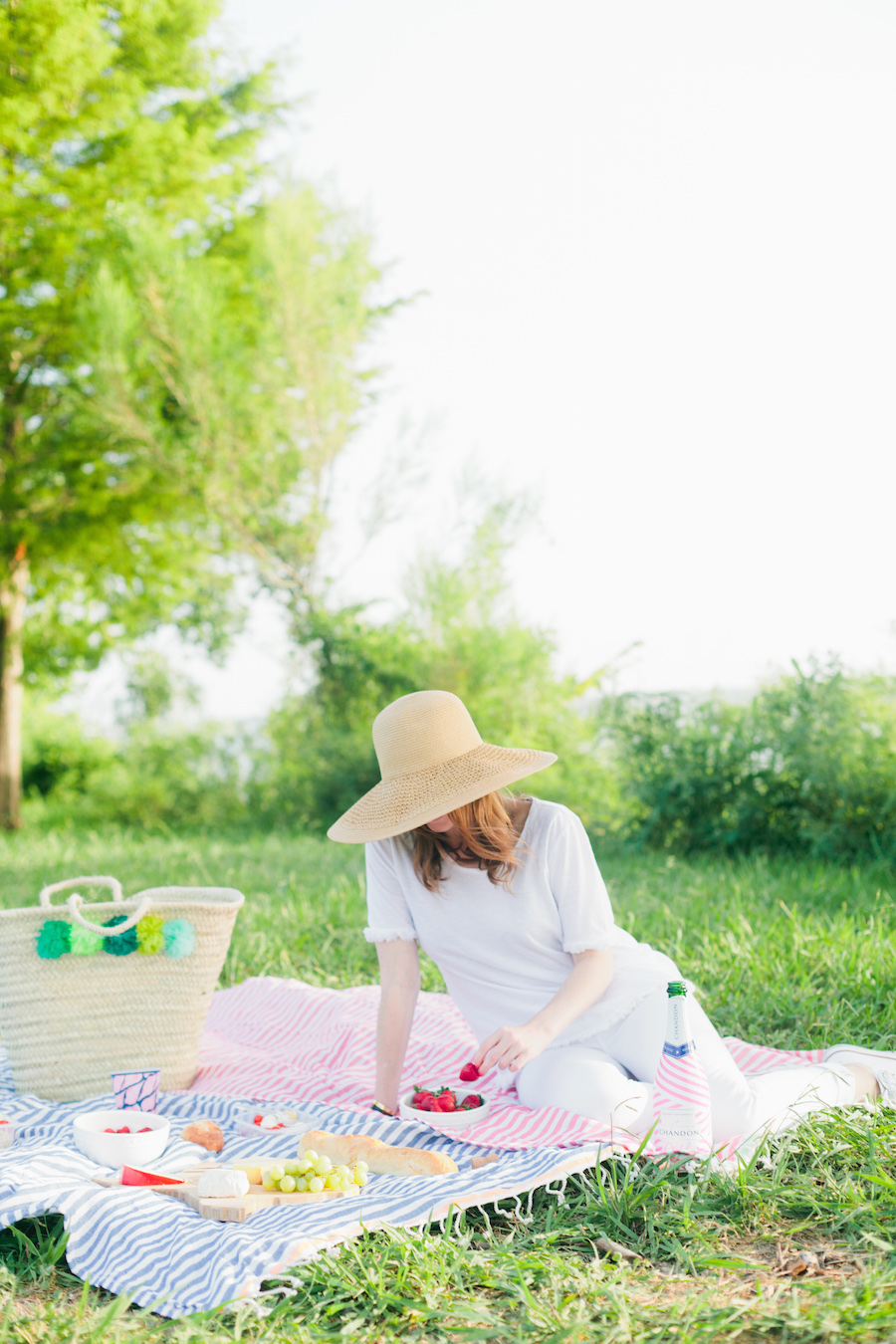 Picnic with a Pom Pom Market Basket