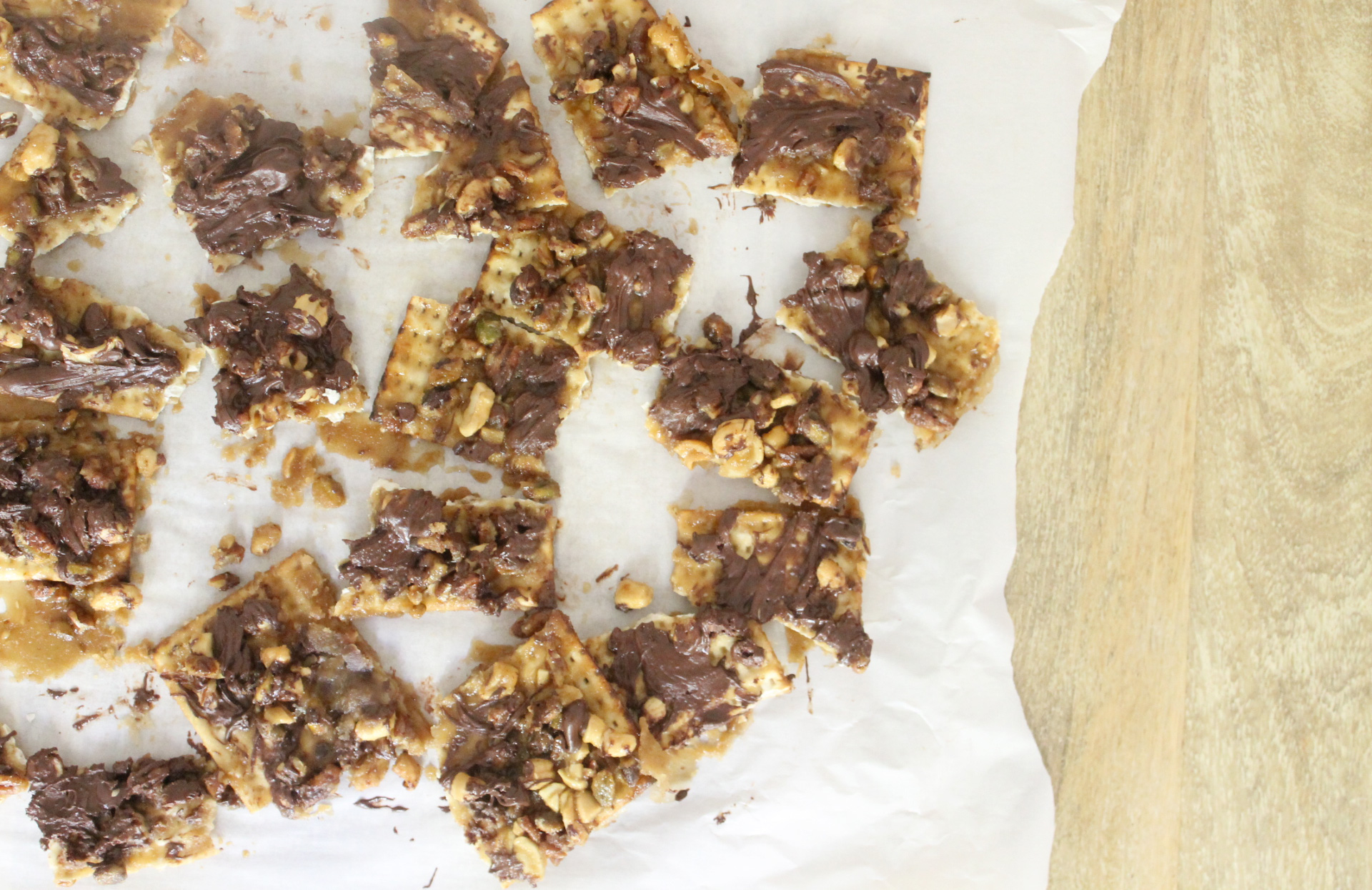 How to Make Zabar's Famous Candied Caramel Nut and Chocolate Matzoh Brittle (a.k.a., Passover Candy Crack) #Recipe