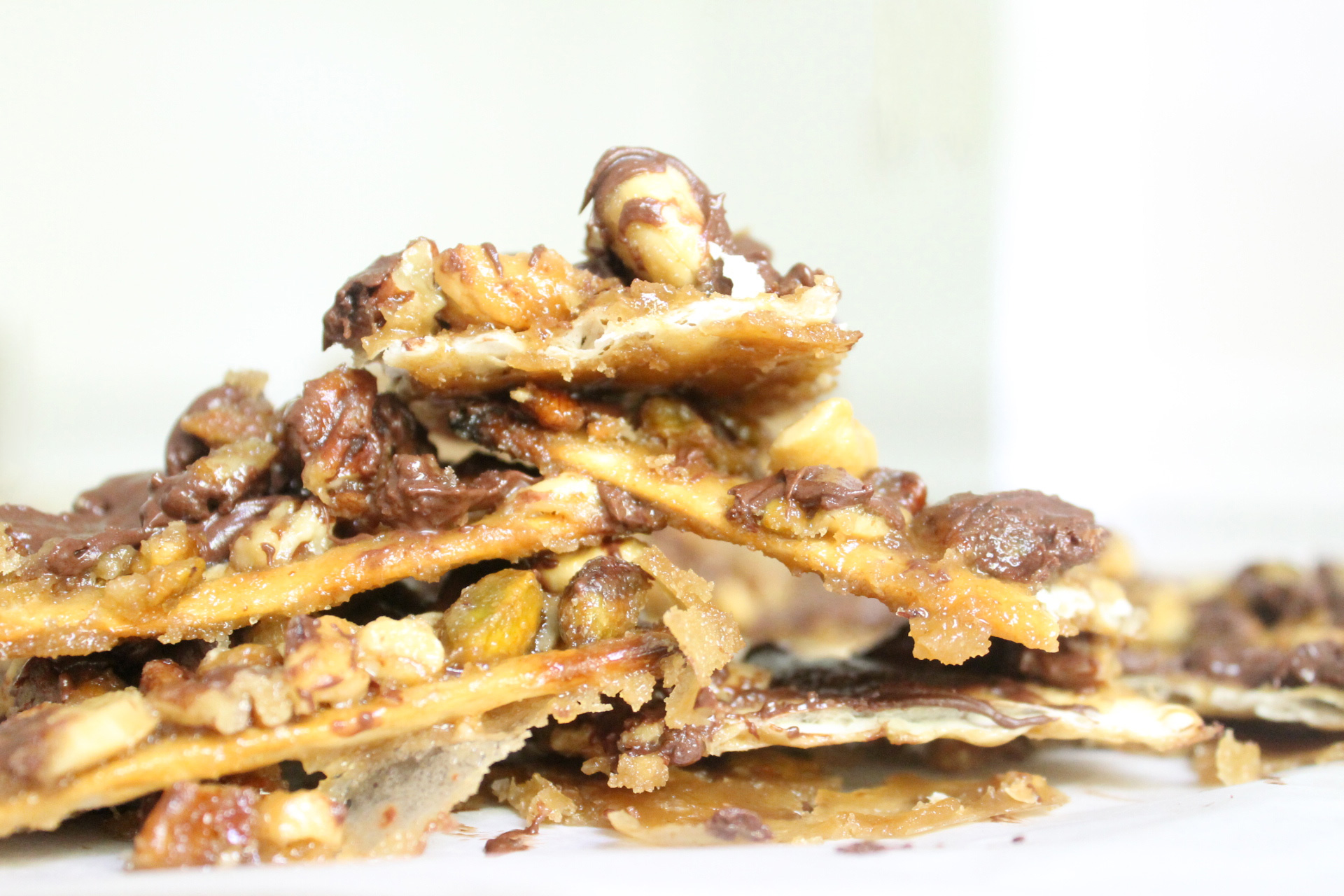 How to Make Zabar's Famous Candied Caramel Nut and Chocolate Matzoh Brittle (a.k.a., Passover Candy Crack) #Recipe