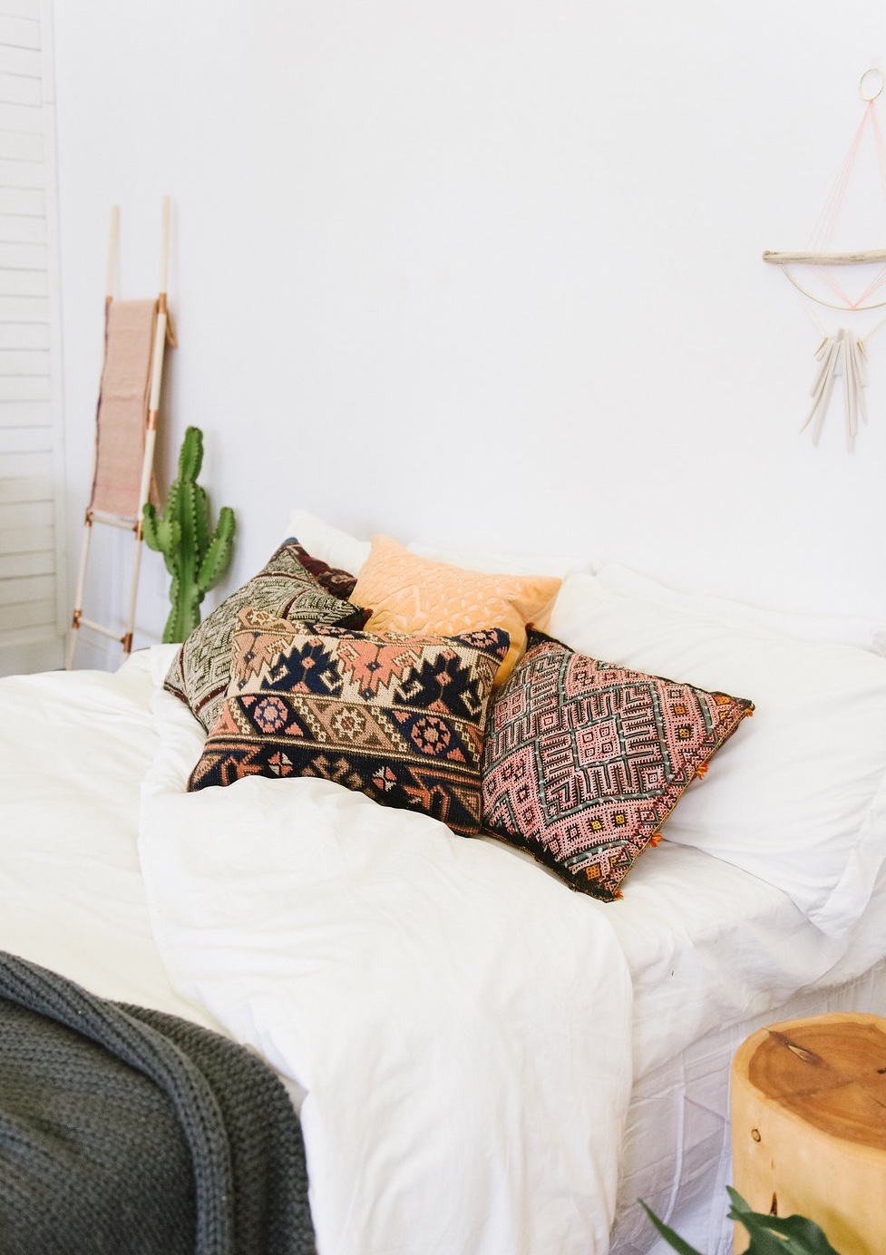 Your New Favorite Bohemian Home Décor Site: Loom + Kiln (Bohemian Bedroom and Pillows)