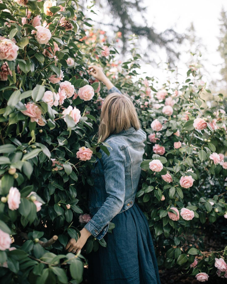 J.Crew Girl in the Flowers (It's starting to feel a lot like Summer!)