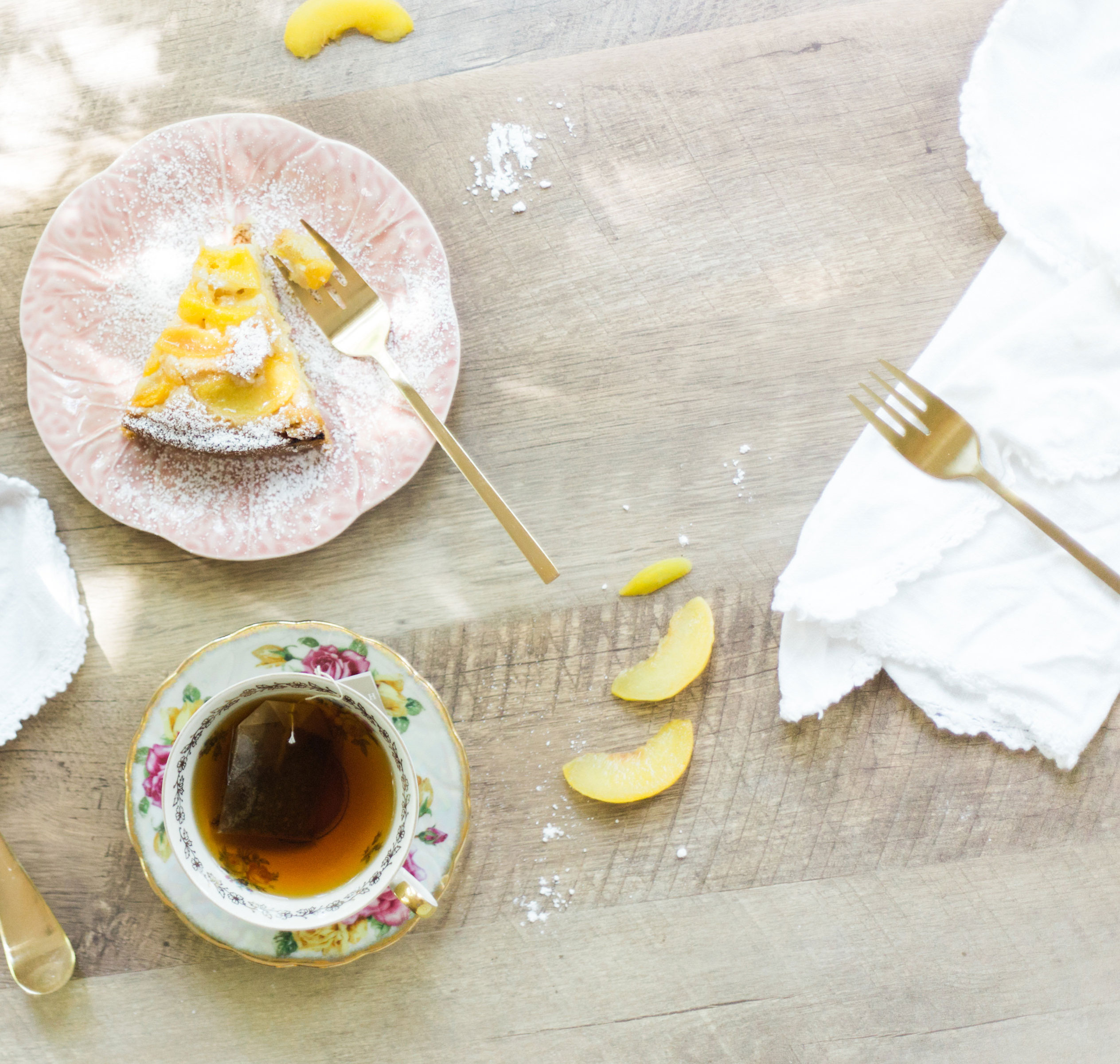 How to Make The Perfect Peach Cake (Seriously, I can't stop making this blissfuly subtle cake.)