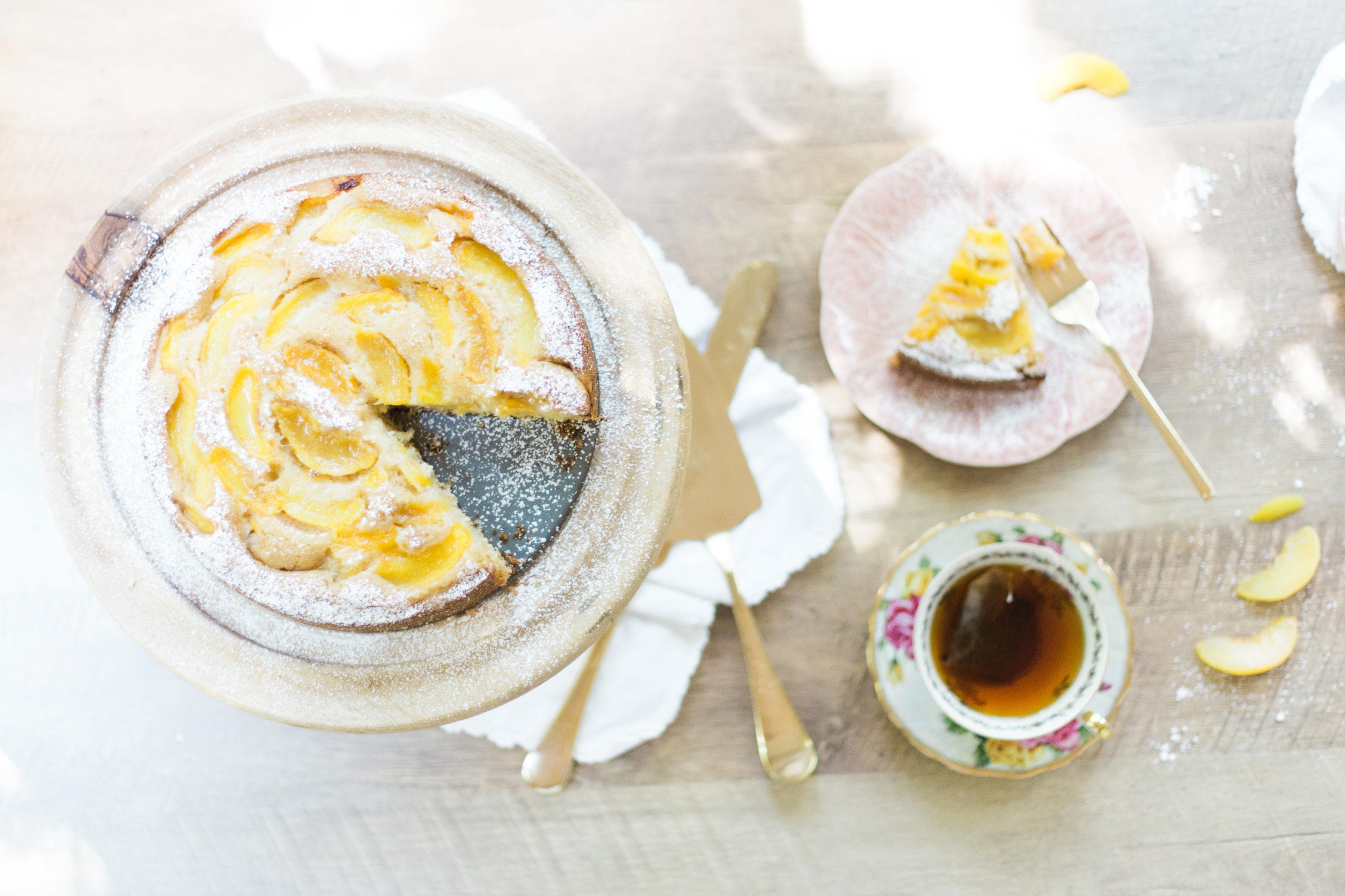 How to Make The Perfect Peach Cake (Seriously, I can't stop making this blissfuly subtle cake.)