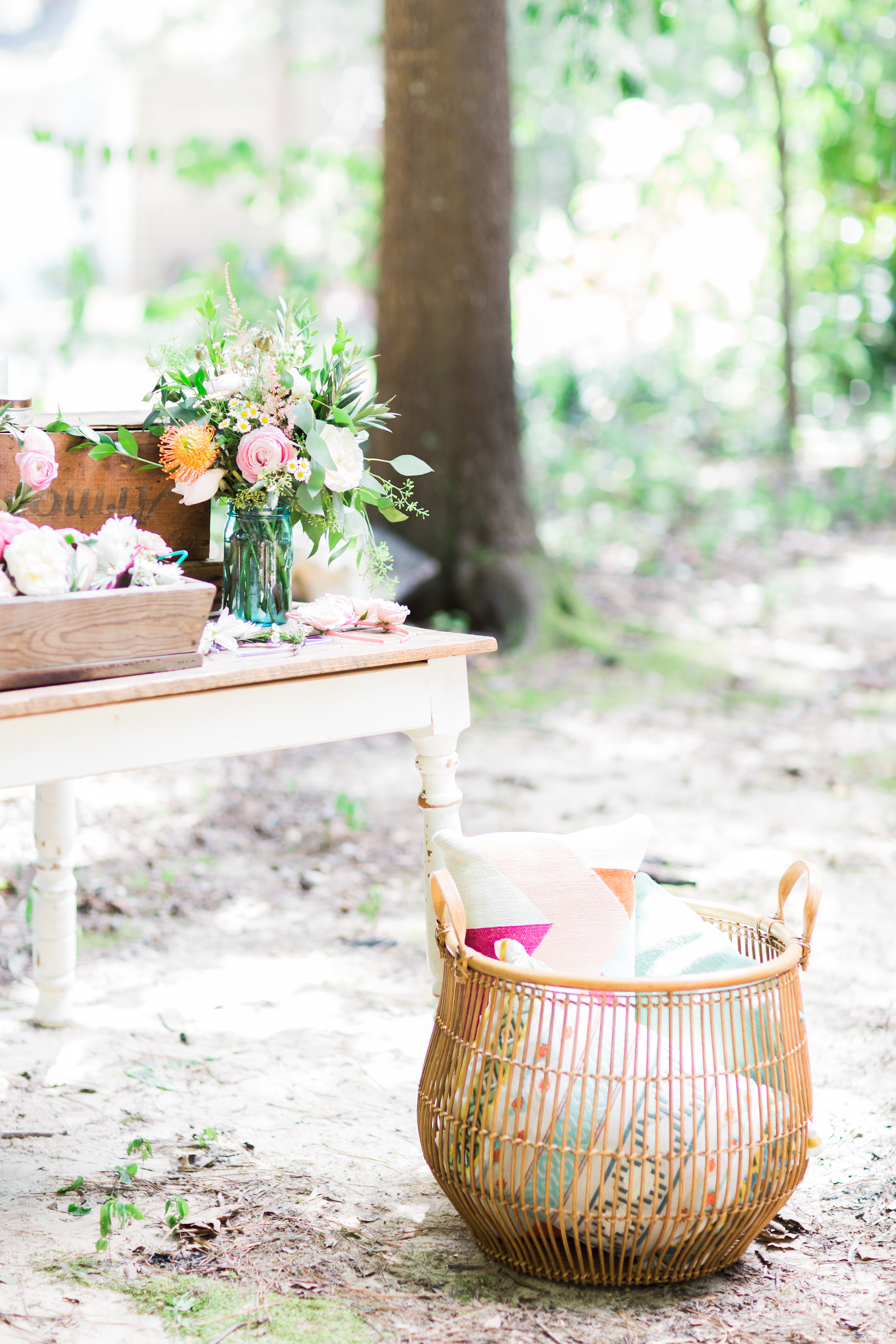 Behind-the-Scenes of a Bohemian Backyard Birthday Festival. Click through for the details. | glitterinc.com | @glitterinc