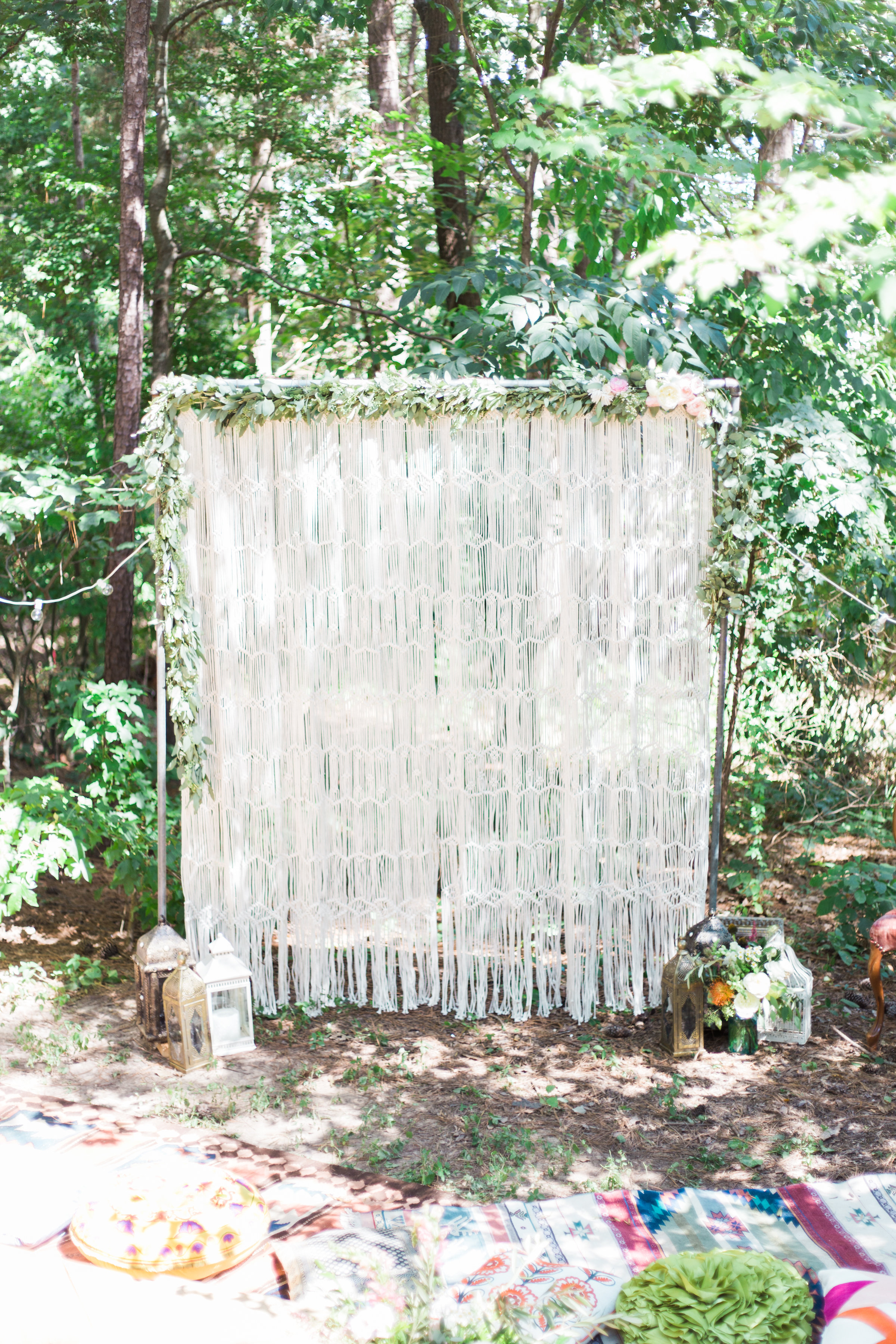 Behind-the-Scenes of a Bohemian Backyard Birthday Festival. Click through for the details. | glitterinc.com | @glitterinc