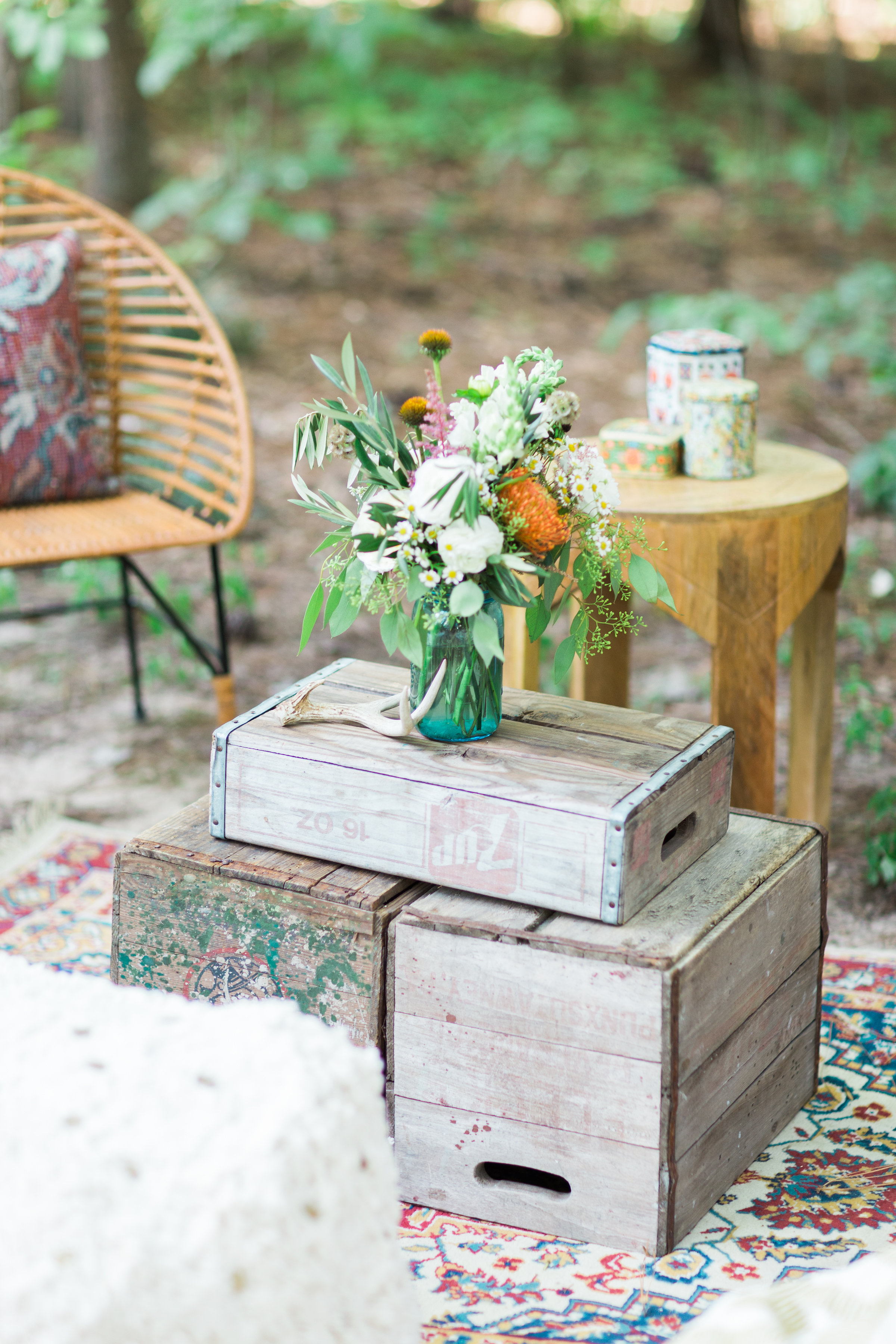 Behind-the-Scenes of a Bohemian Backyard Birthday Festival. Click through for the details. | glitterinc.com | @glitterinc