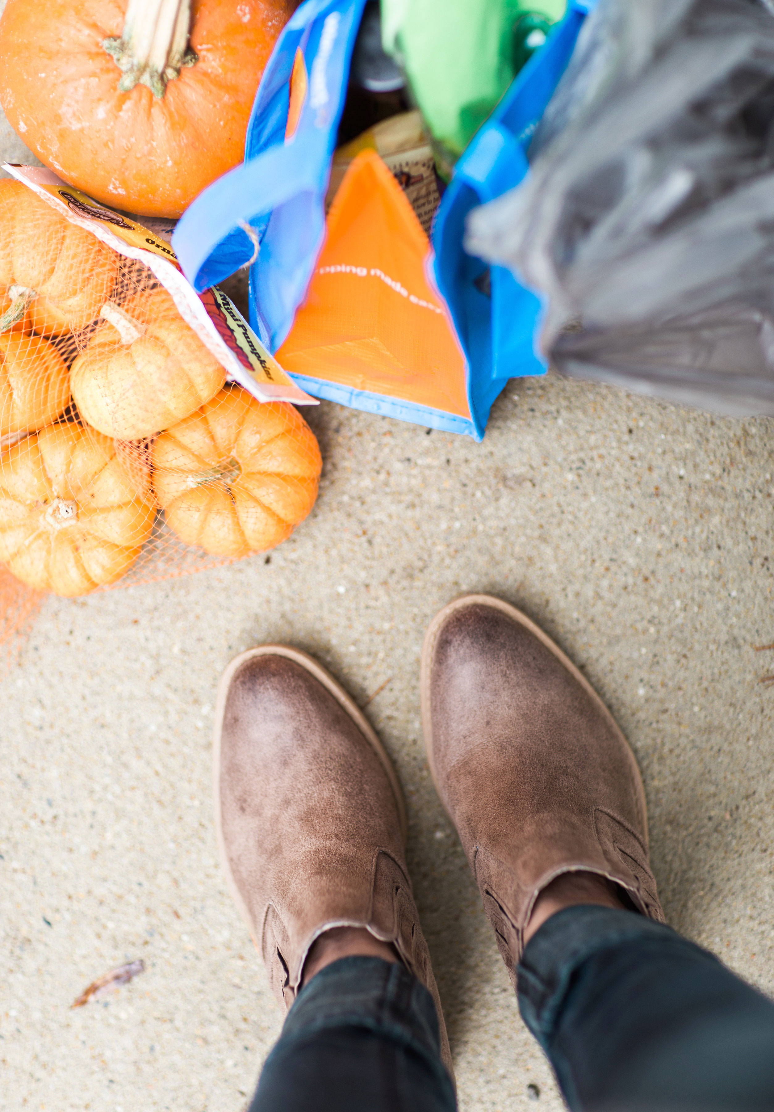 The Easiest Way to Grocery Shop: How to order your groceries for FREE right from home and pick them up without ever having to get out of your car. #GroceryHero