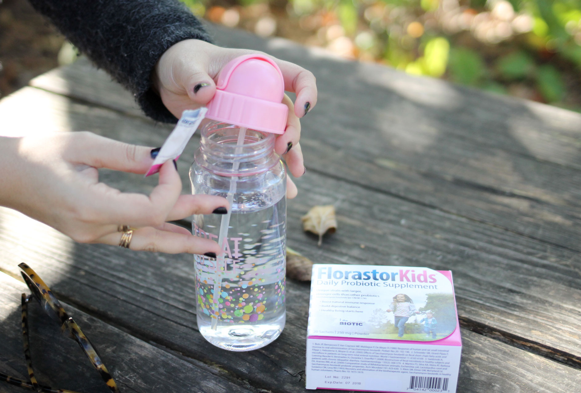 Parenting Hack: Florastor Kids Probiotics. Click through for the details. | glitterinc.com | @glitterinc