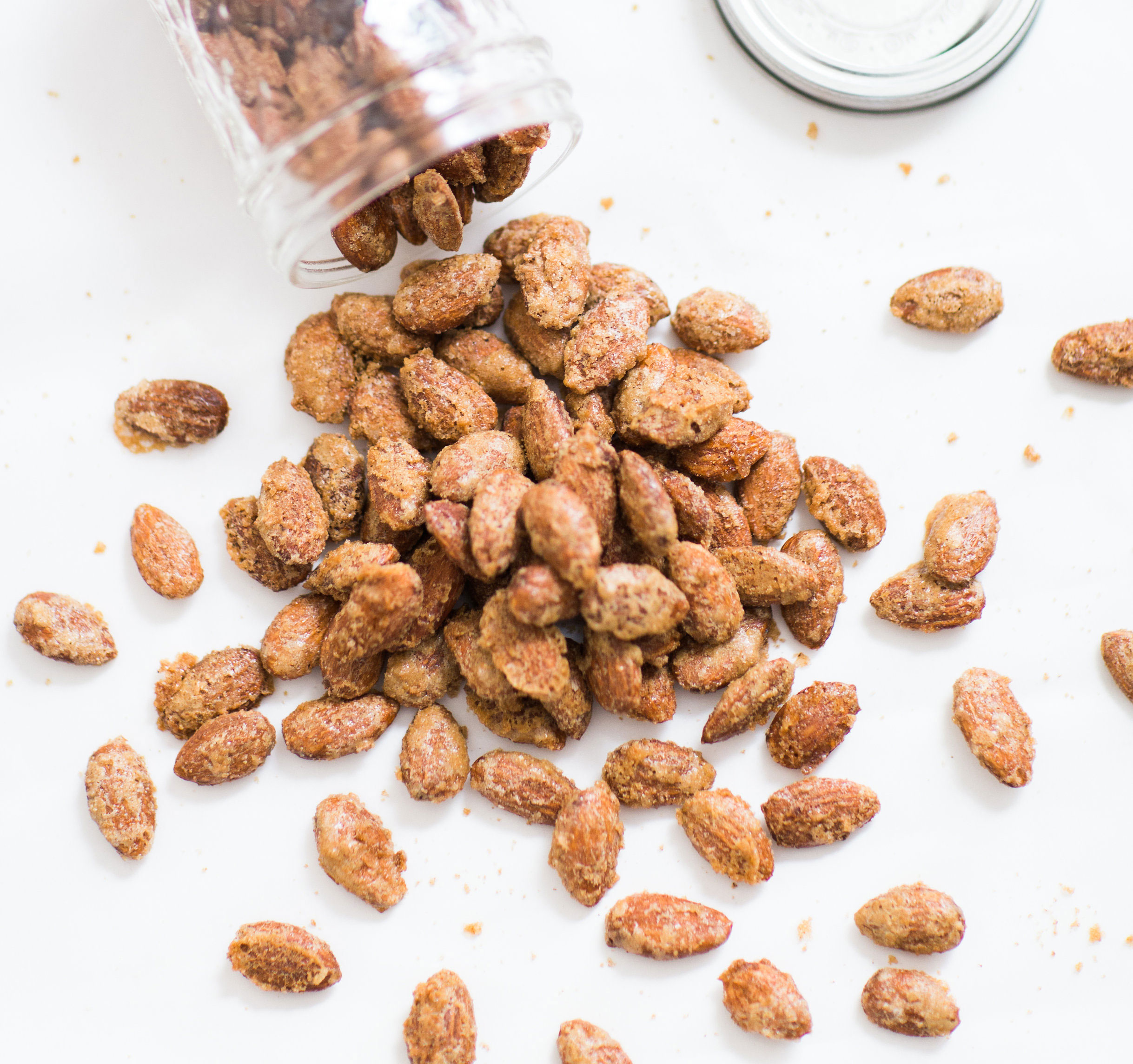 How to make candied cinnamon-roasted almonds. Click through for the simple but amazing recipe. | glitterinc.com | @glitterinc