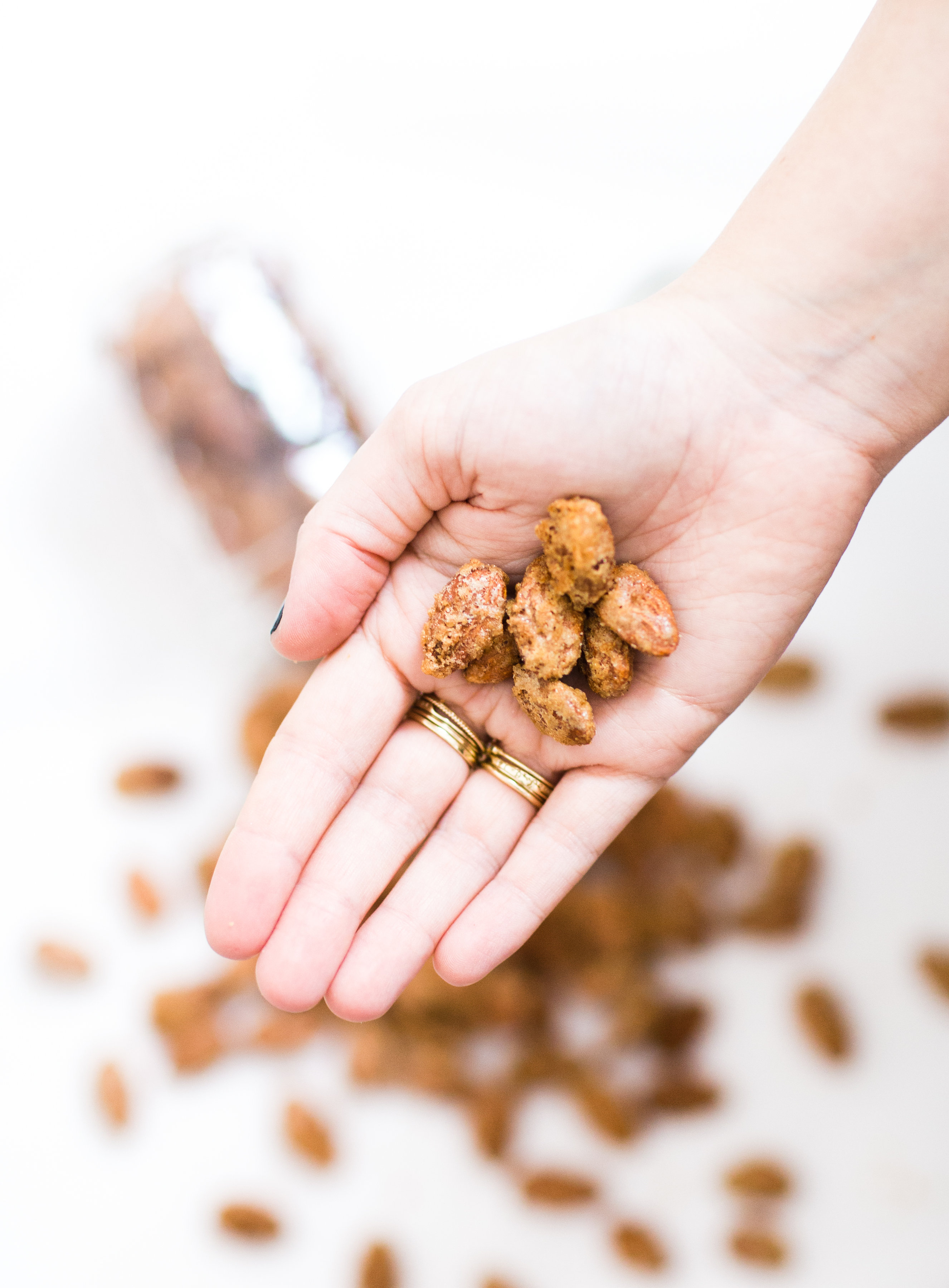 How to make candied cinnamon-roasted almonds. Click through for the simple but amazing recipe. | glitterinc.com | @glitterinc