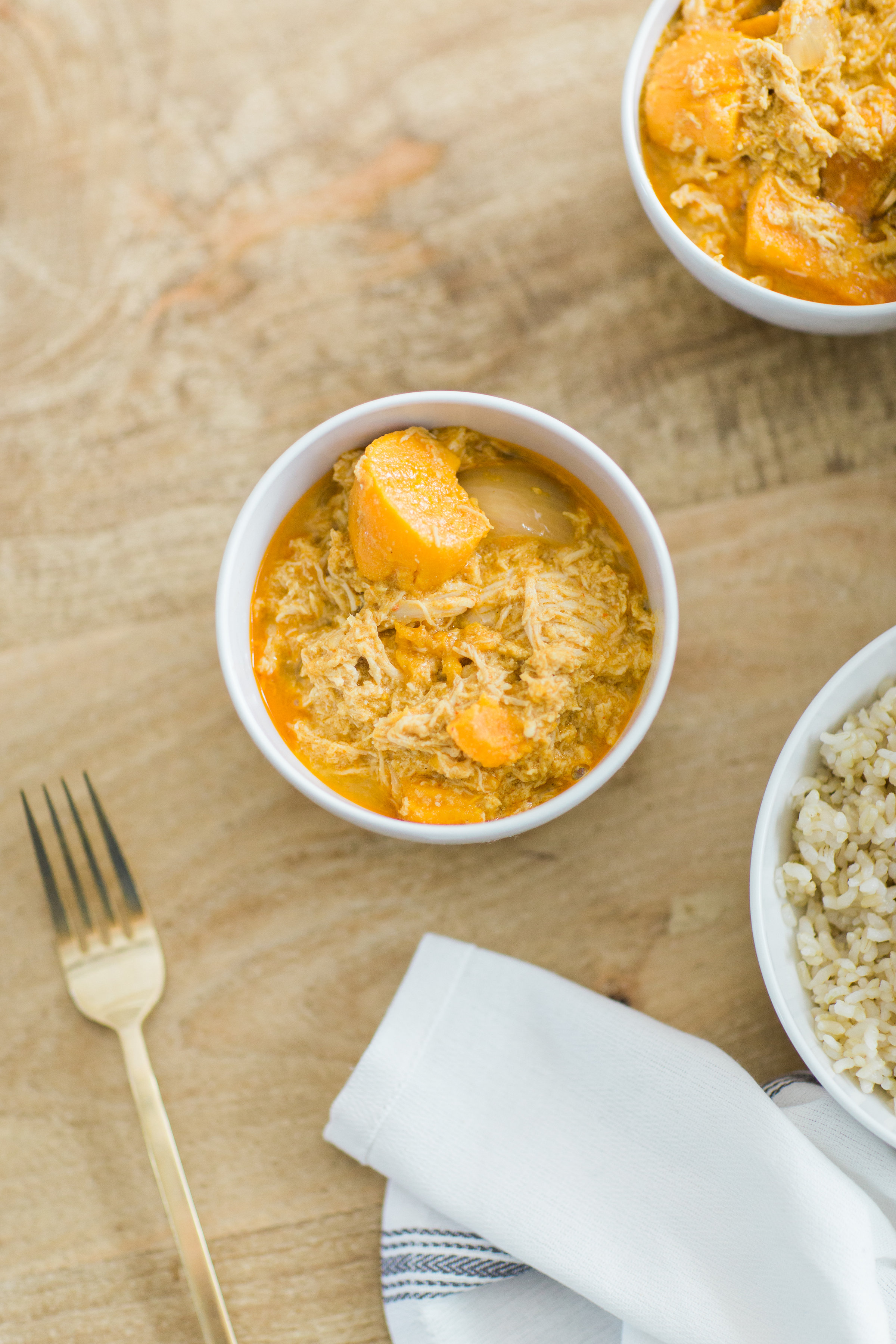 Our favorite 3-Ingredient Trader Joe's Thai Coconut Curry Chicken. Click through for the EASY recipe. | glitterinc.com | @glitterinc