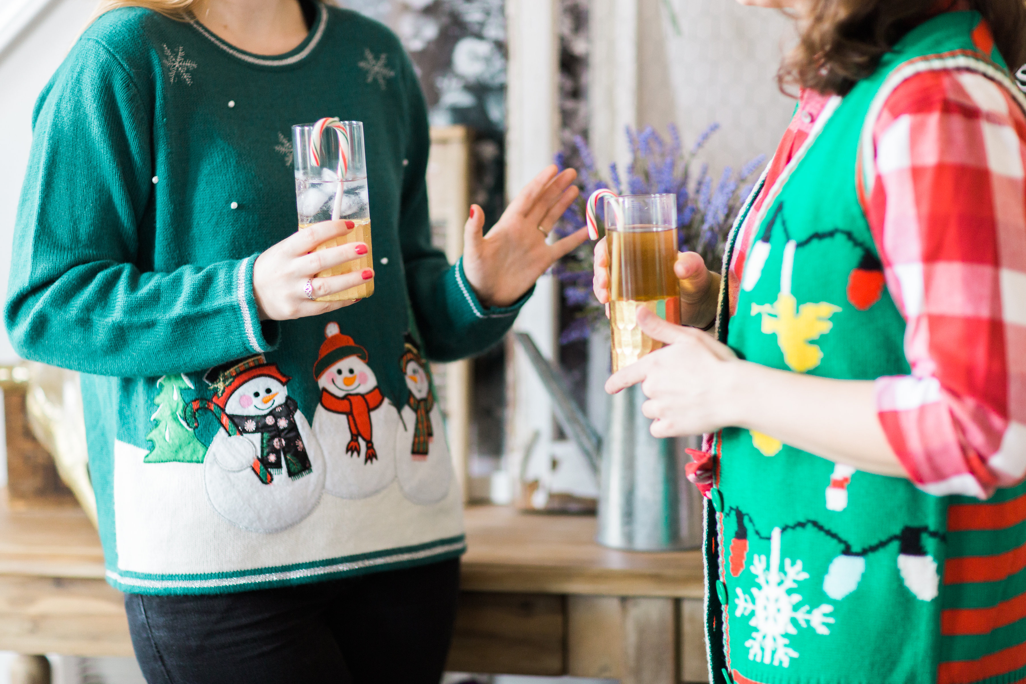 How to throw the cutest ugly sweater holiday party. Click through for the details. | glitterinc.com | @glitterinc