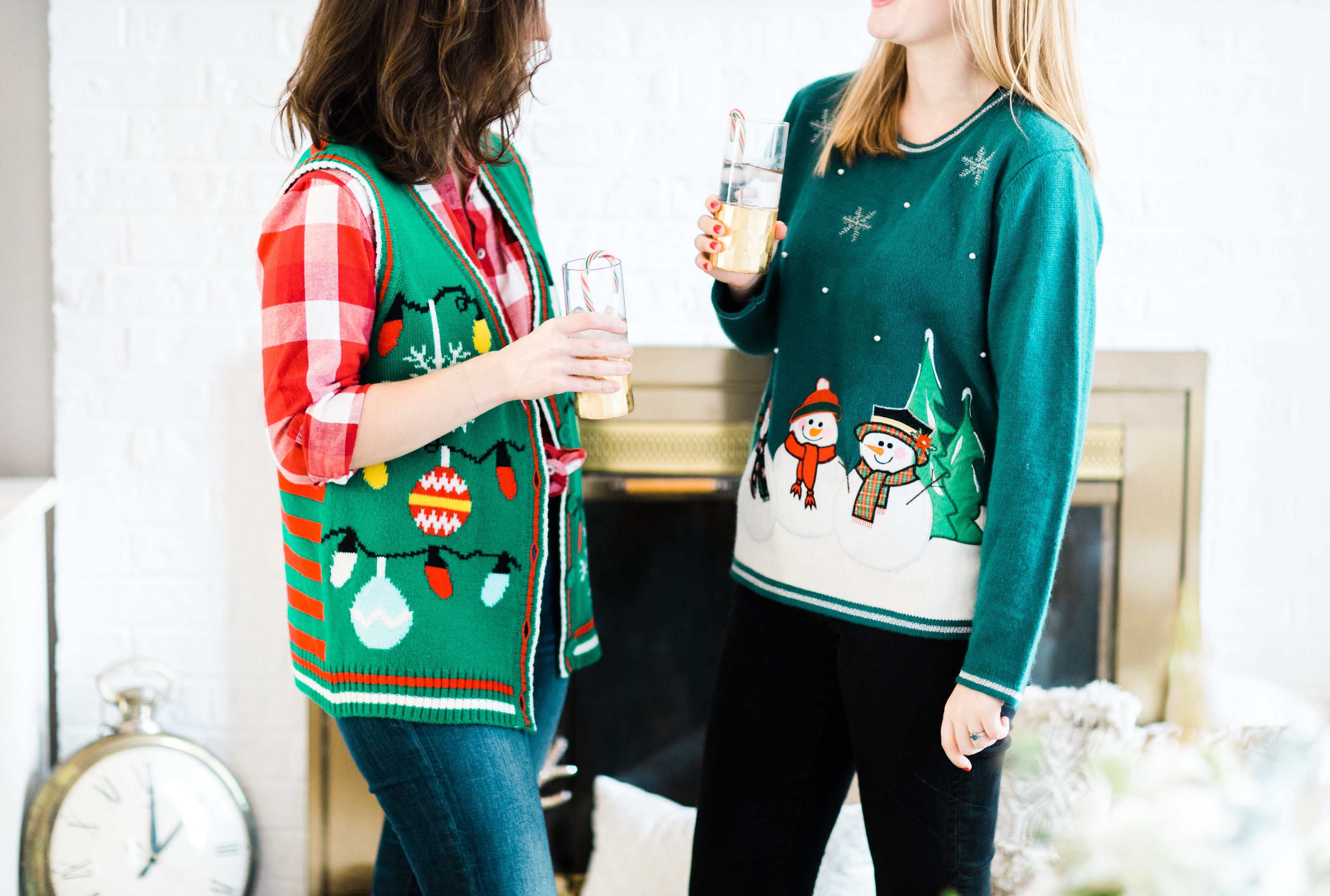 How to throw the cutest ugly sweater holiday party. Click through for the details. | glitterinc.com | @glitterinc