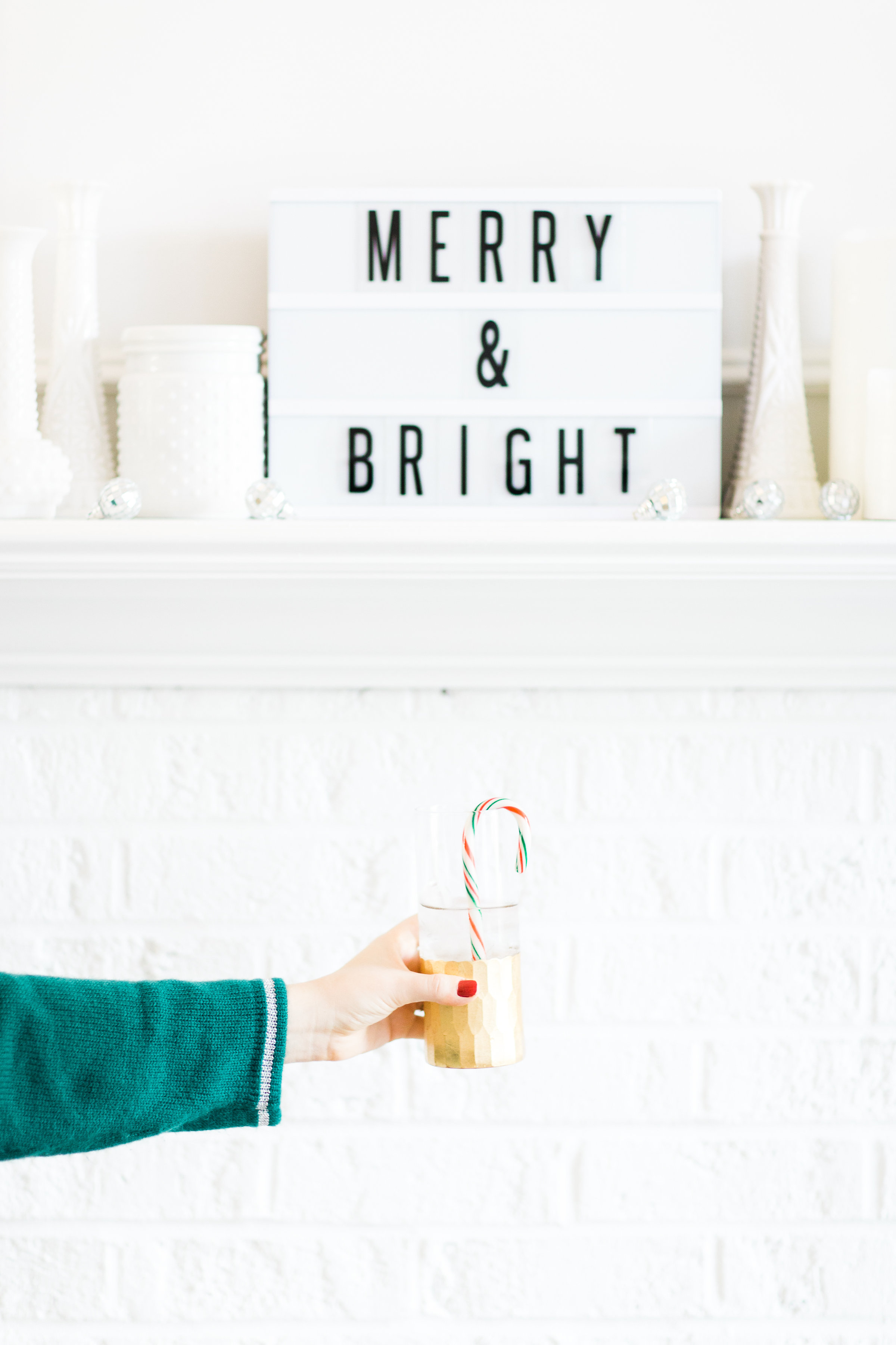 How to throw the cutest ugly sweater holiday party. Click through for the details. | glitterinc.com | @glitterinc