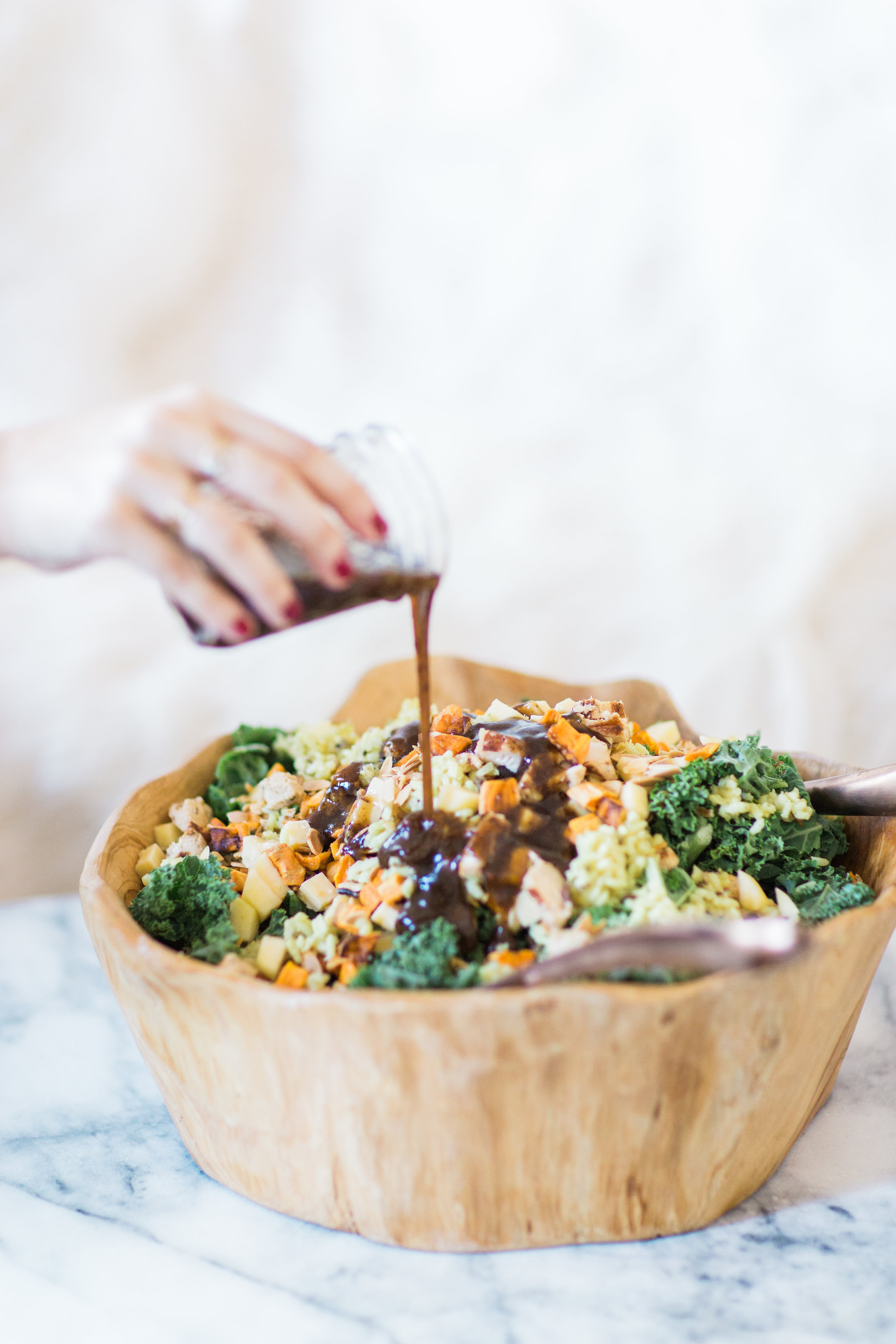 How to make the most amazing knockoff version of the harvest bowl salad at sweetgreen. This one is salad done right. Click through for the recipe. | glitterinc.com | @glitterinc - Our Favorite Harvest Salad by North Carolina foodie blogger Glitter, Inc.