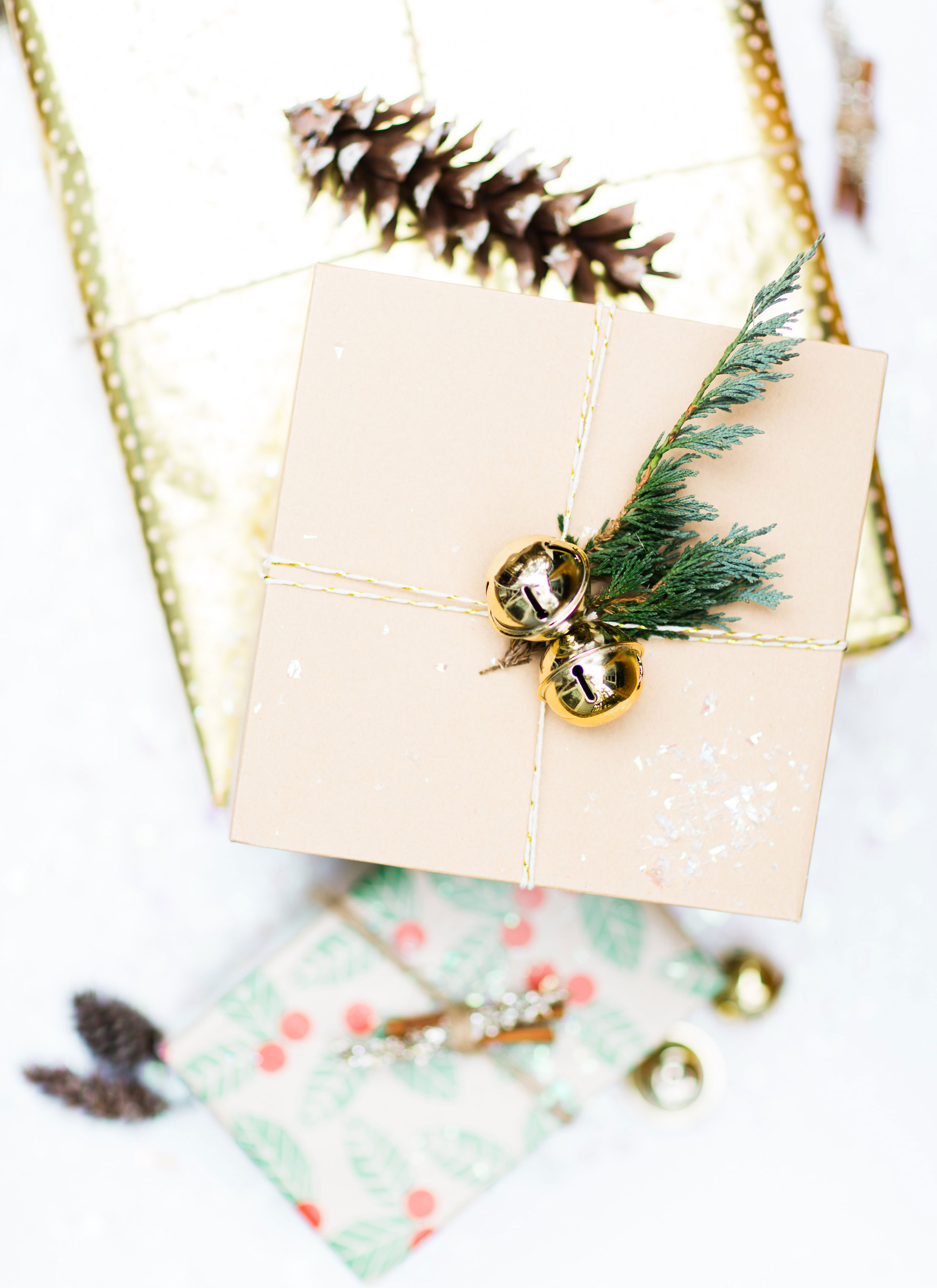 4 Simple (and Beautiful) Ways to Wrap Gifts this Holiday Season. Click through for the details. | glitterinc.com | @glitterinc