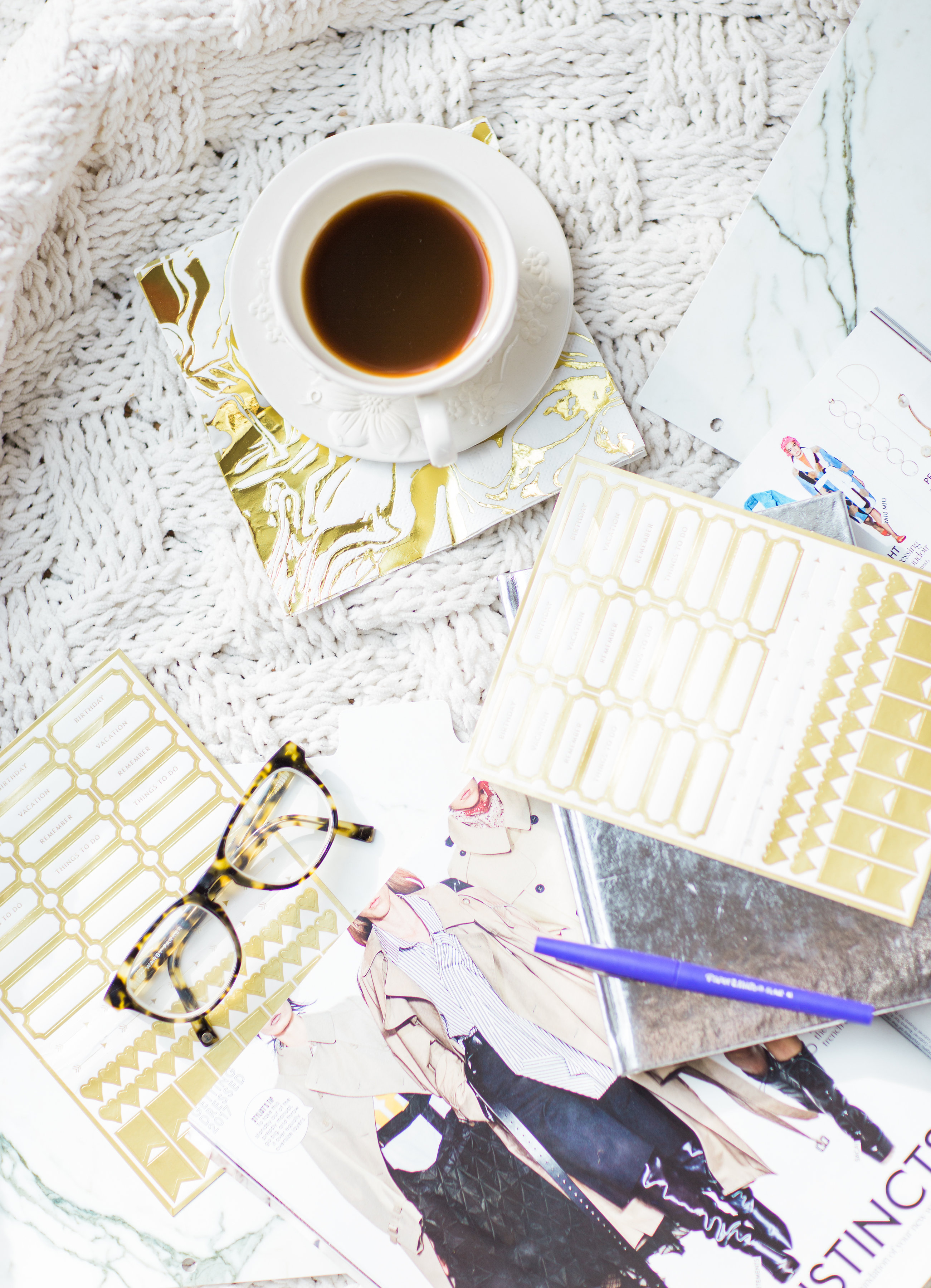 5 Ways I Plan to Be Happier in the New Year - Glitter, Inc.