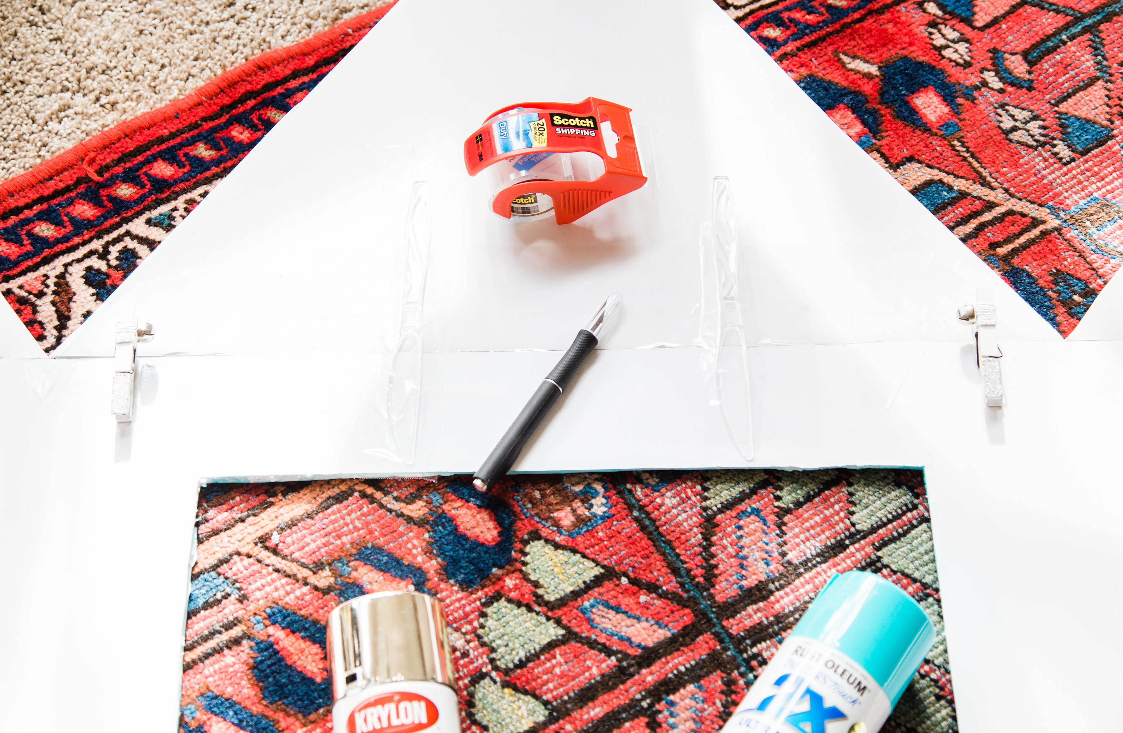 How to make a DIY Puppet Theatre with a trifold foam poster board. (Learning Colors, Numbers, and Letters too ... in an under-the-sea CASTLE!) | glitterinc.com | @glitterinc