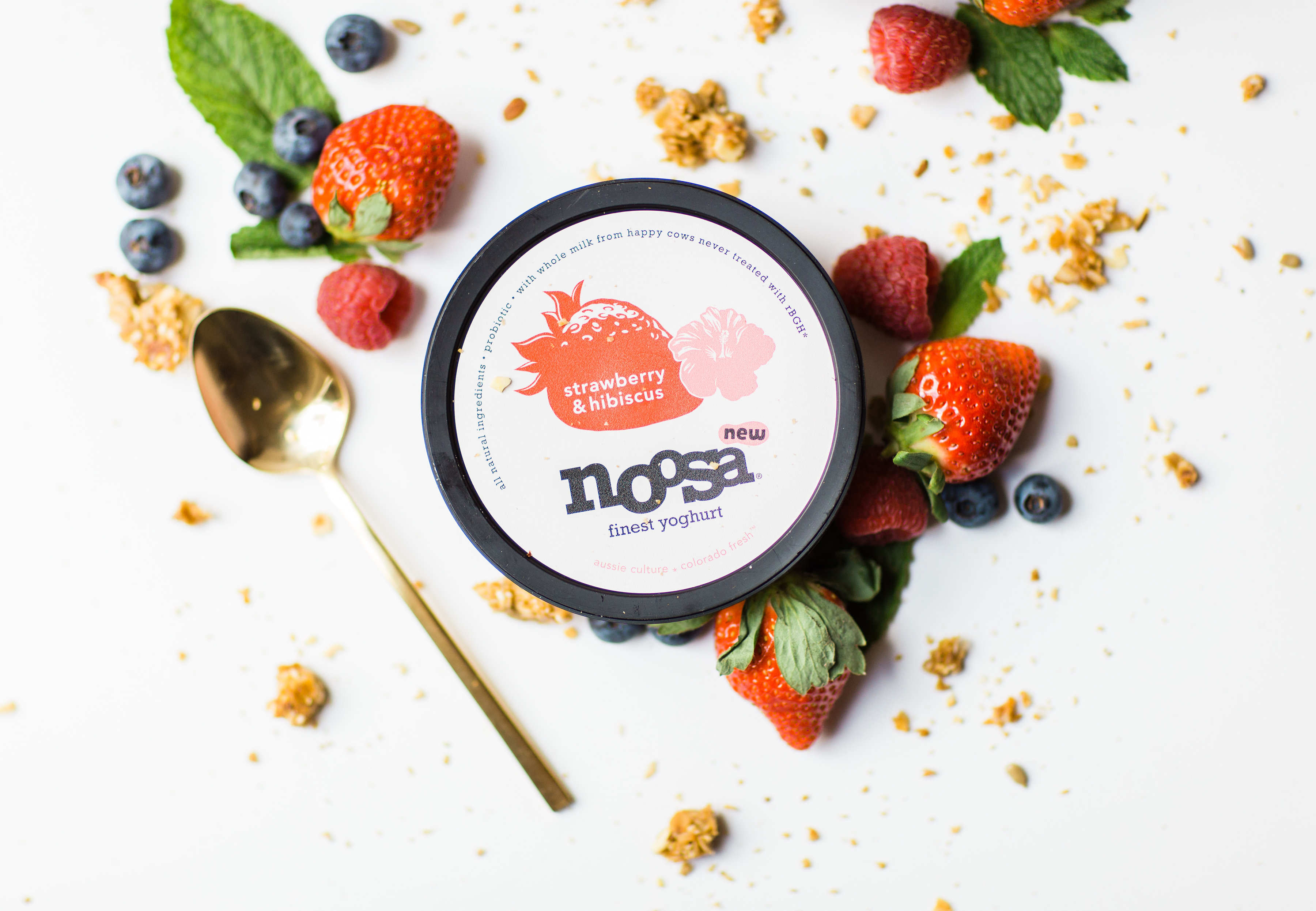 How I Became a Breakfast Person (with a little help from noosa yoghurt!) Click through for the details. | glitterinc.com | @glitterinc