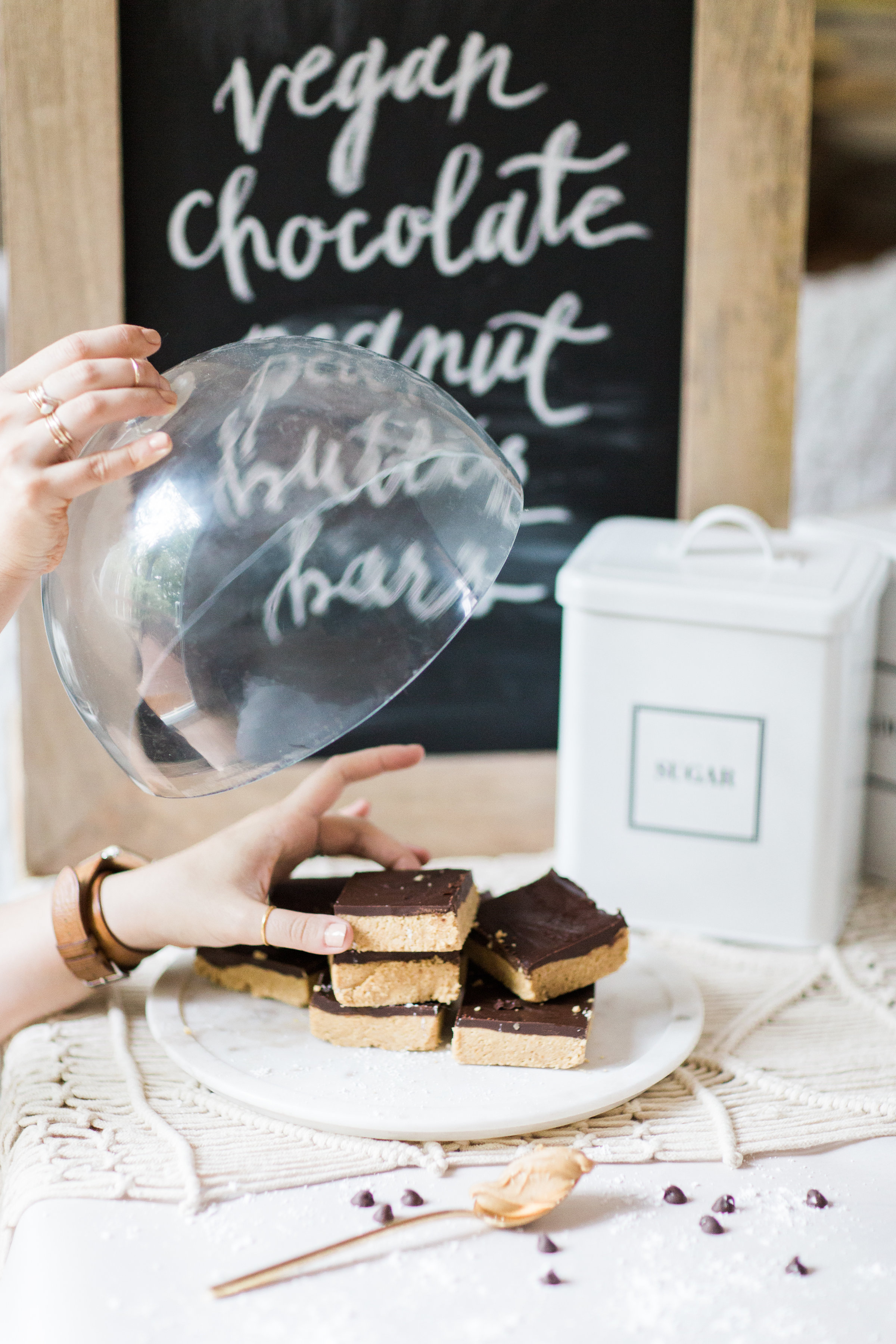 How to make vegan and dairy-free classic peanut butter chocolate squares. You will fall in love with this throwback dessert all over again! Click through for the recipe. | glitterinc.com | @glitterinc