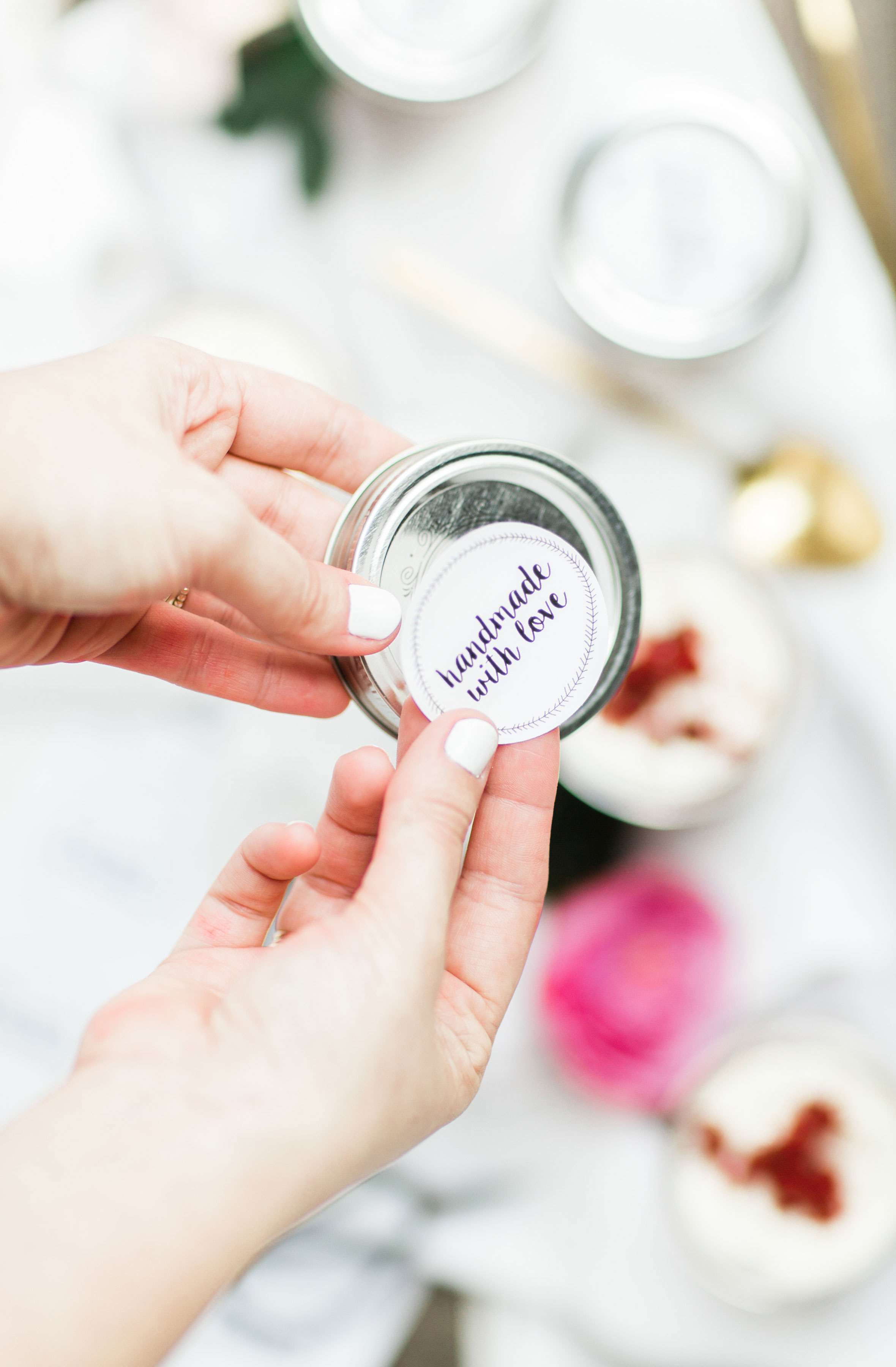 How to make my absolute FAVORITE moist red velvet cupcakes. Put them in jars for the sweetest gift! Click through for the recipe. | glitterinc.com | @glitterinc