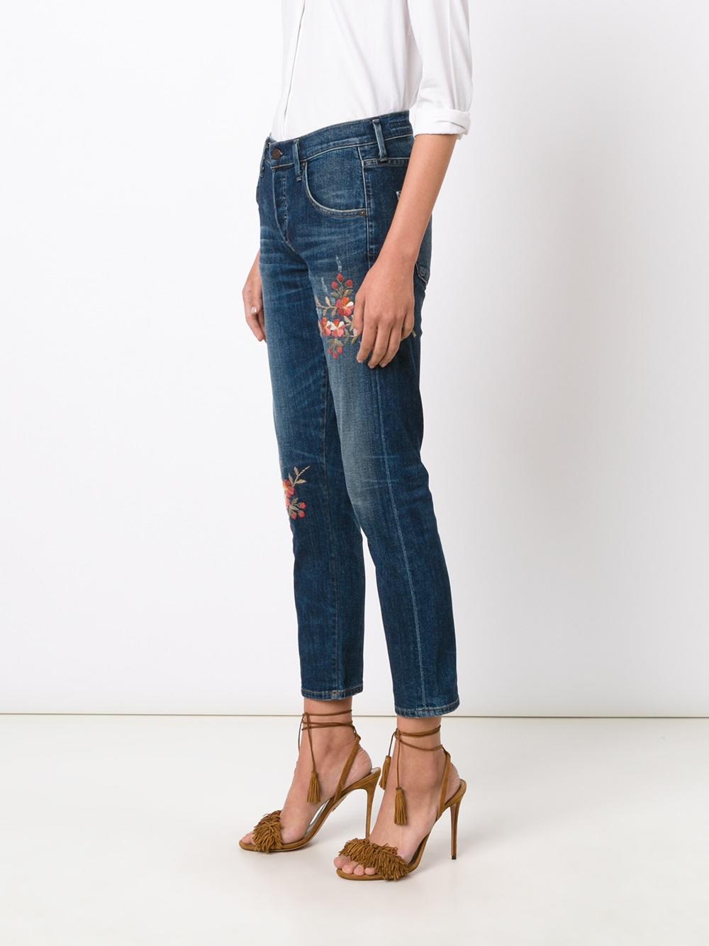 15 Embroidered Jeans for Spring That Will Have You Putting Flowers on ...