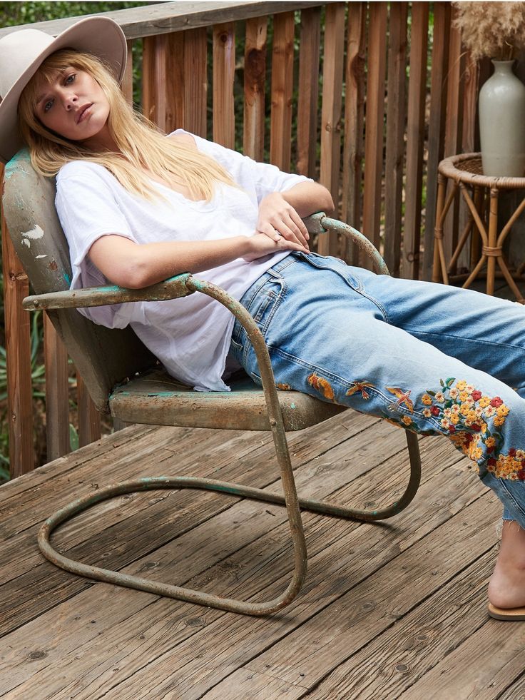 15 Embroidered Jeans for Spring That Will Have You Putting Flowers on ALL  Your Denim (+ a Giveaway!) - Glitter, Inc.