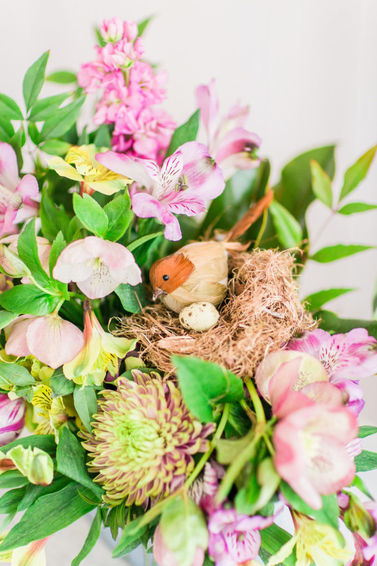 How to Make a Beautiful Spring Floral Arrangement - Glitter, Inc.