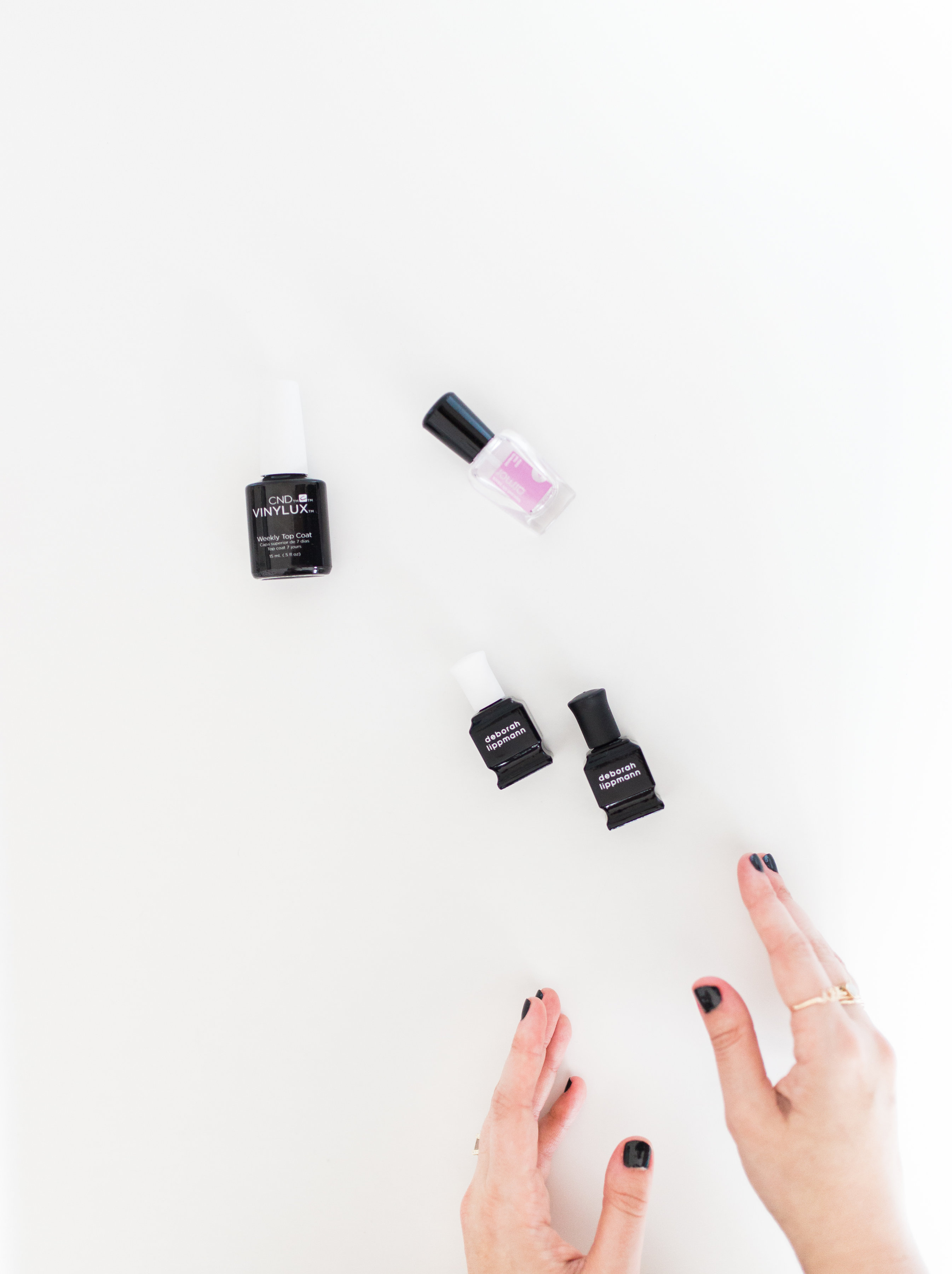 The 3 Best Nail Polish Top Coats to Make Your Manicure LAST. Click through for the details. | glitterinc.com | @glitterinc