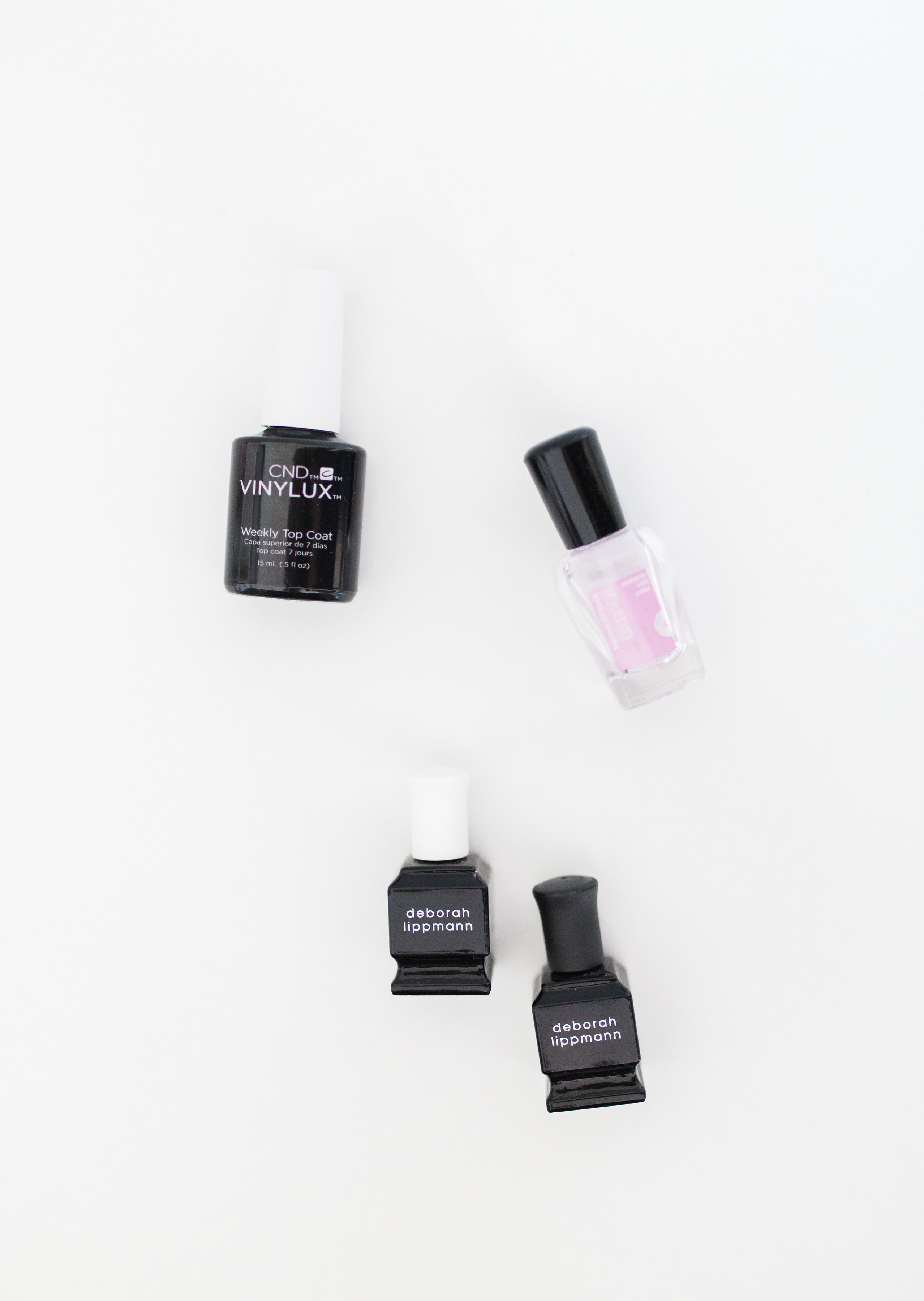 The 3 Best Nail Polish Top Coats to Make Your Manicure LAST. Click through for the details. | glitterinc.com | @glitterinc