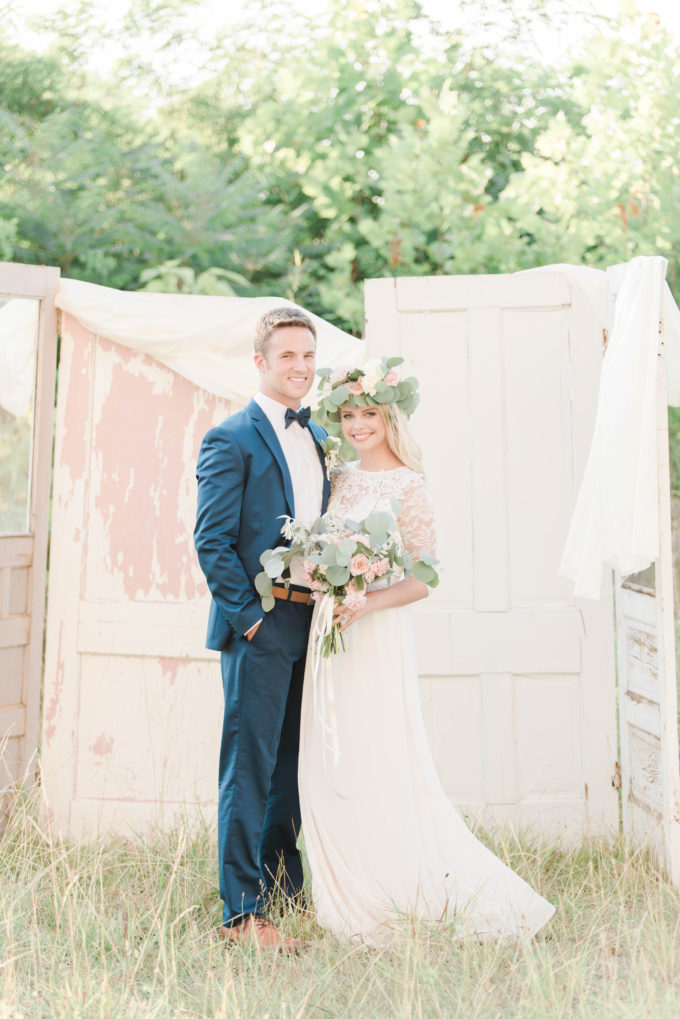 Lifestyle blogger Lexi of Glitter, Inc. shares a Dreamy West Virginia Wedding at an Old Glass Factory. Britani Edwards Photography. Click through for the details. | glitterinc.com | @glitterinc