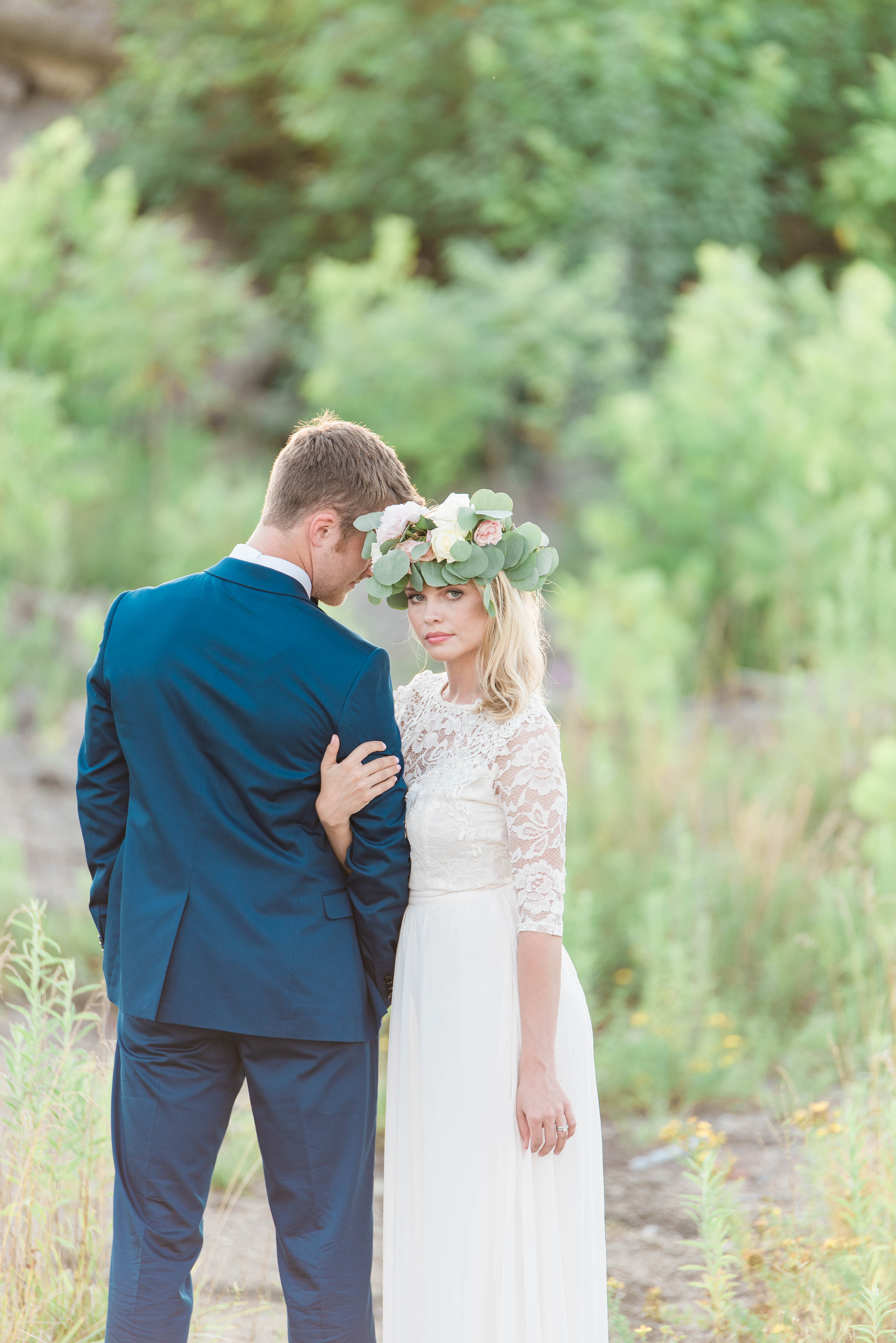 Lifestyle blogger Lexi of Glitter, Inc. shares a Dreamy West Virginia Wedding at an Old Glass Factory. Britani Edwards Photography. Click through for the details. | glitterinc.com | @glitterinc