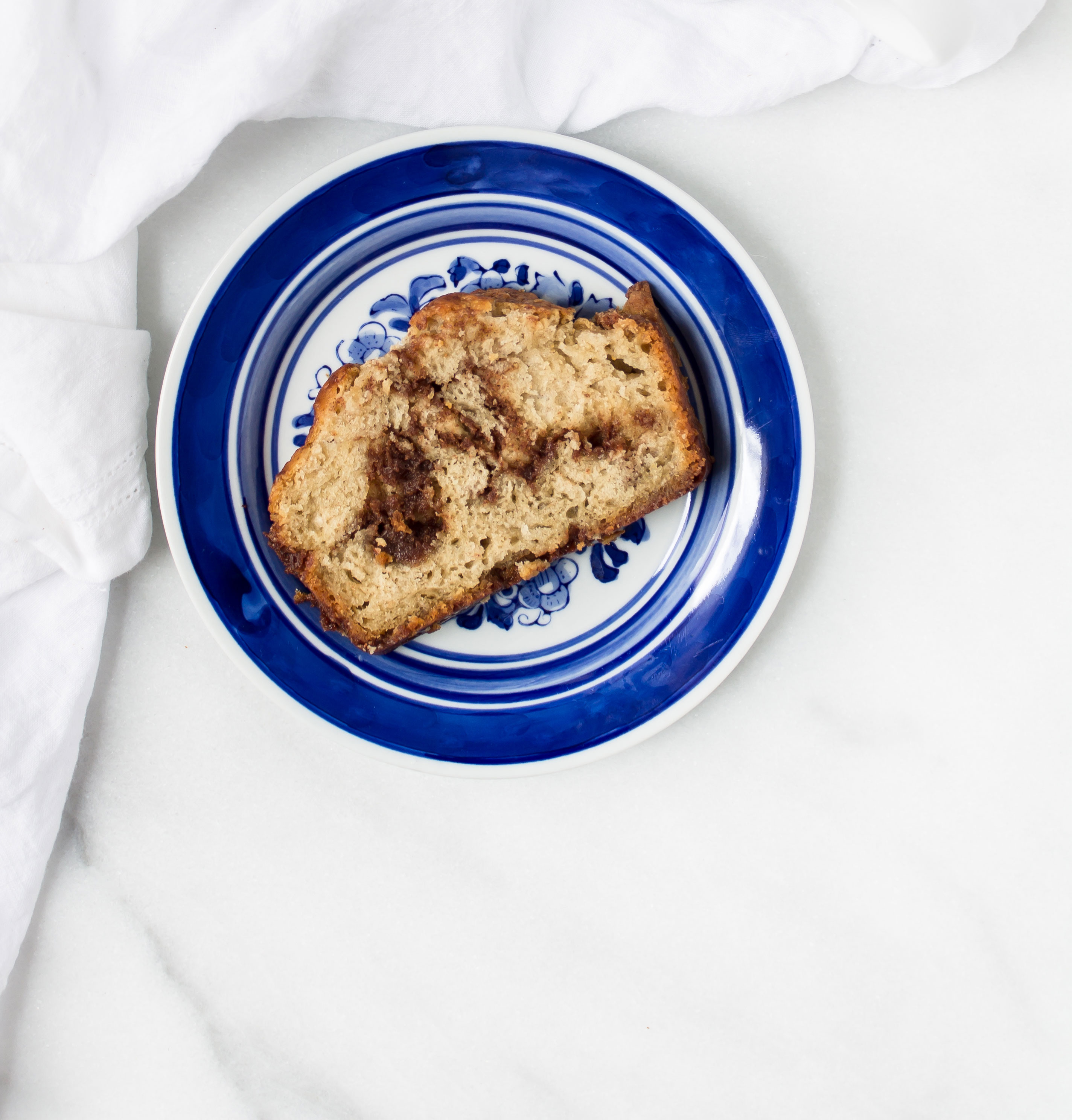 How to Make Homemade Cinnamon Streusel Scone Bread. Click through for the recipe. | glitterinc.com | @glitterinc