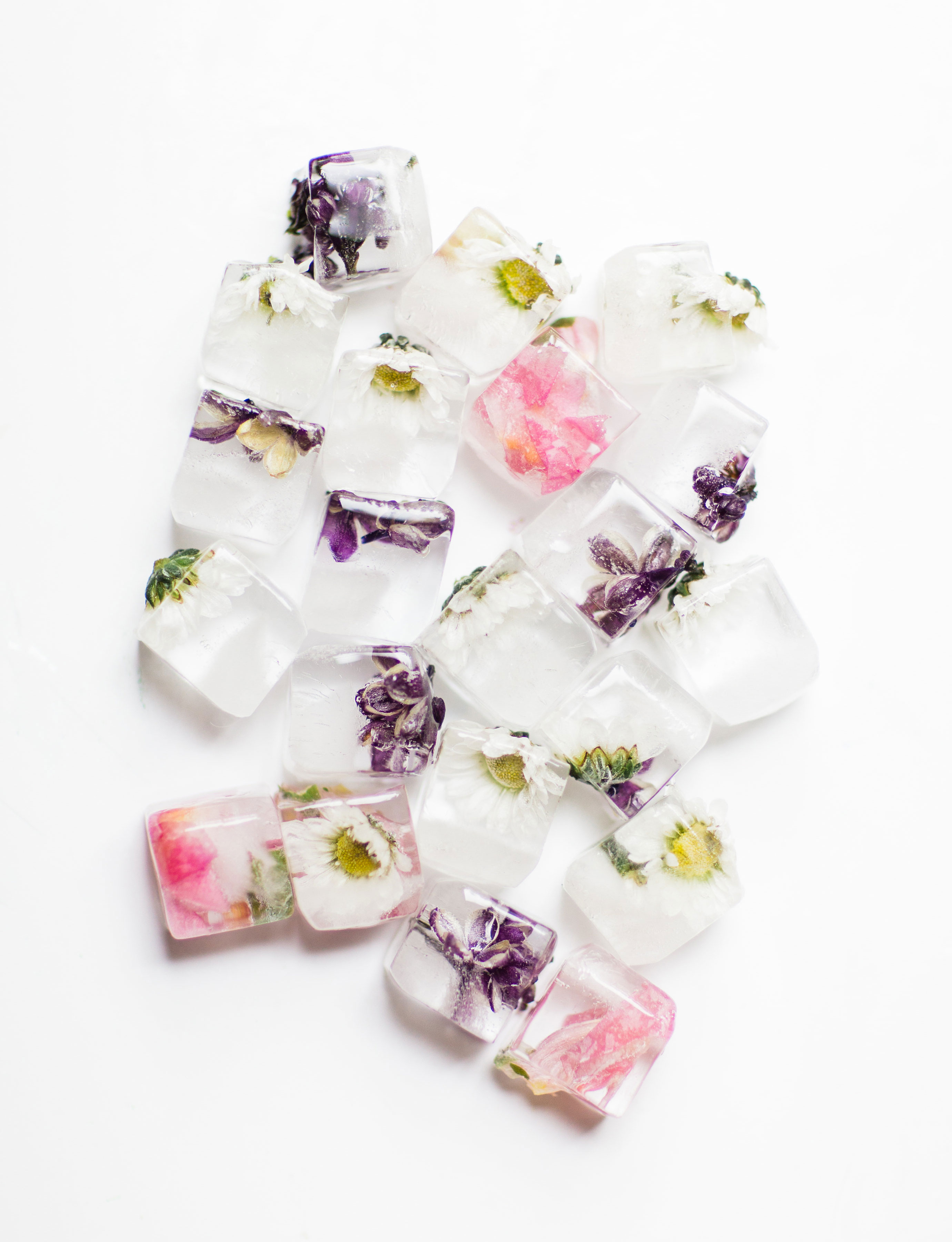 How to Make the Perfect Edible Flower Ice Cubes + How to Use Them