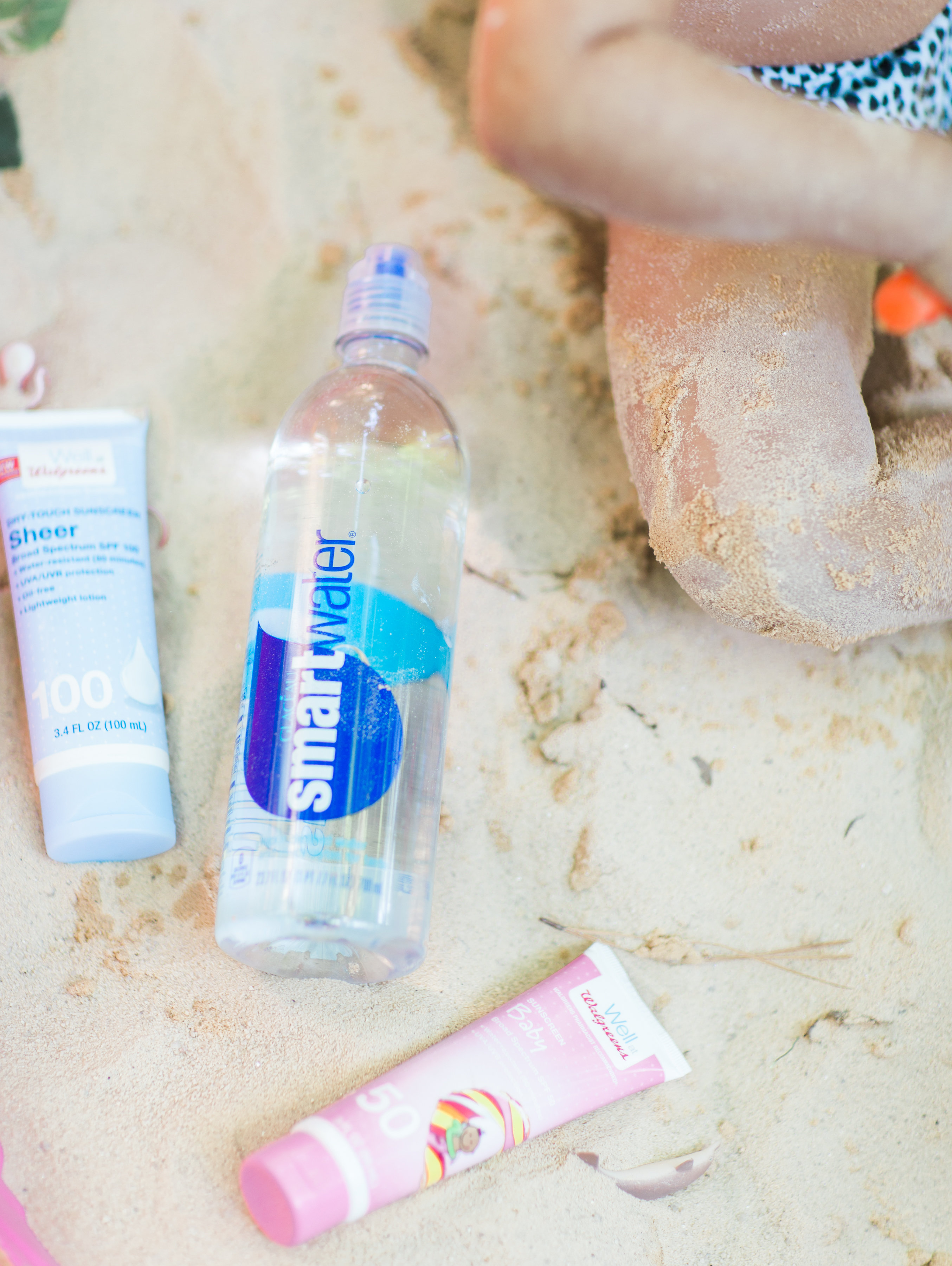 How to make and enjoy your own (toddler-friendly) backyard beach oasis. Click through for the DIY. | glitterinc.com | @glitterinc