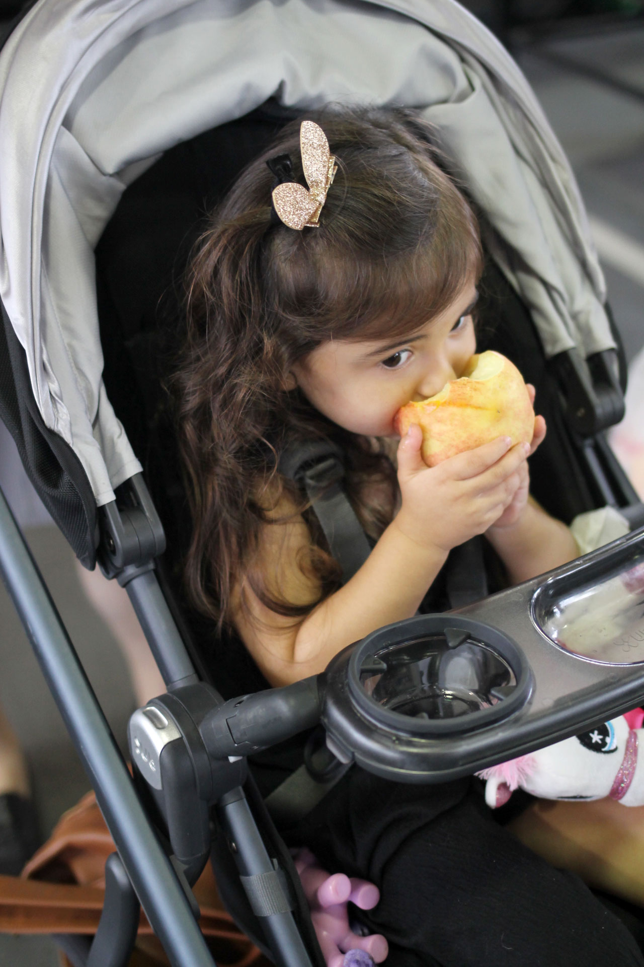 How to Make a Classic Peach Cobbler by North Carolina foodie blogger Glitter, Inc.