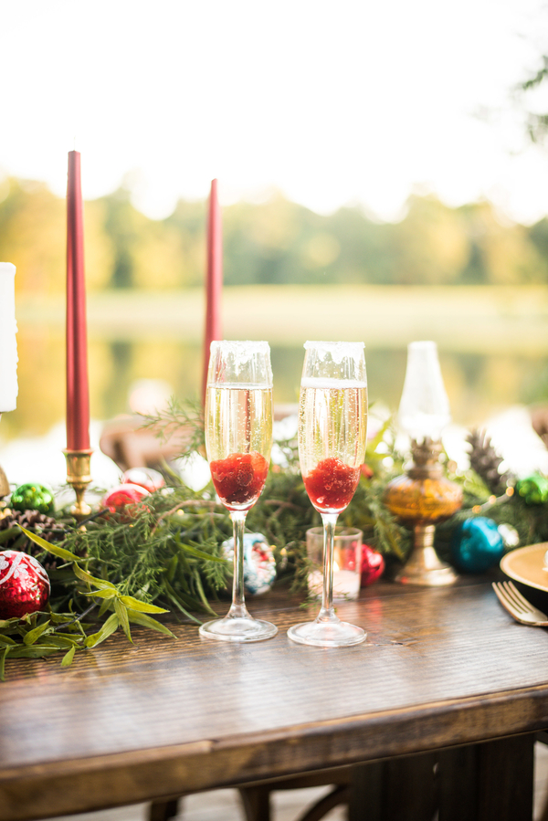 I'm Dreaming of a Boho Christmas - Bohemian Holiday Styled Shoot. | Christa Summers Photography | glitterinc.com | @glitterinc - Bohemian Christmas Wedding Ideas by wedding blogger Glitter, Inc.