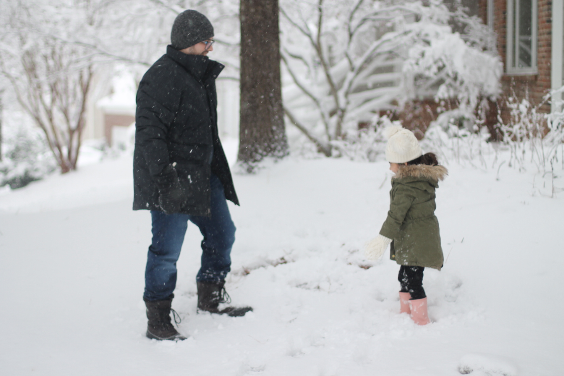 Lifestyle blogger Lexi of Glitter, Inc. shares adorable family photos from their recent snow day(s) in North Carolina. | glitterinc.com | @glitterinc - Snow Days in North Carolina by popular North Carolina lifestyle blogger Glitter, Inc.