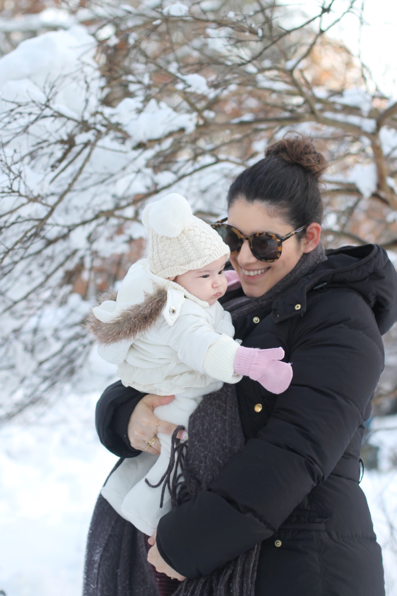 Lifestyle blogger Lexi of Glitter, Inc. shares adorable family photos from their recent snow day(s) in North Carolina. | glitterinc.com | @glitterinc - Snow Days in North Carolina by popular North Carolina lifestyle blogger Glitter, Inc.