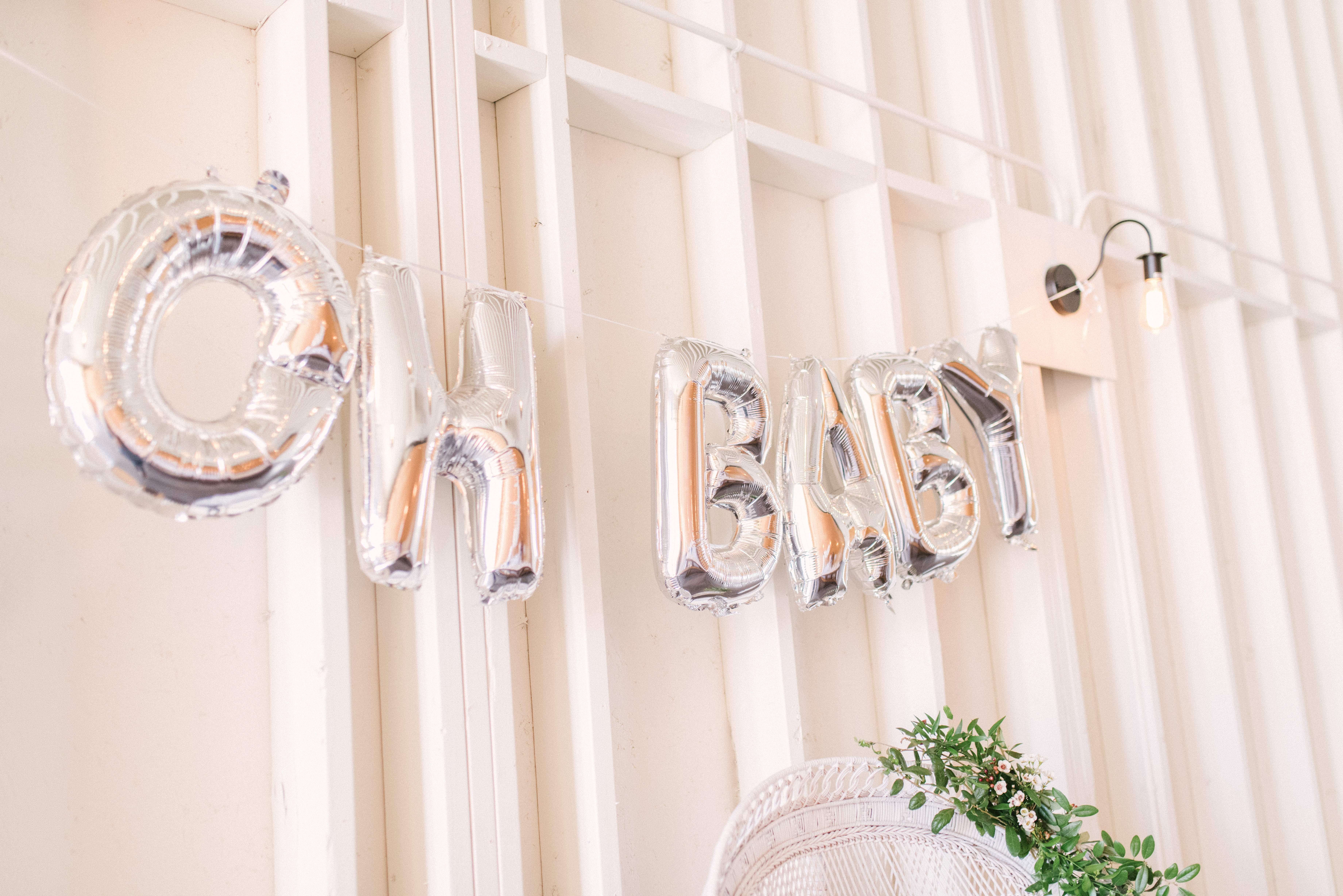 Lovely modern minimalist blush baby shower, set in the coolest industrial farmhouse barn. | glitterinc.com | Hovering Heart Photography | @glitterinc - Modern Minimalist Blush Baby Shower by popular North Carolina style blogger Glitter, Inc.