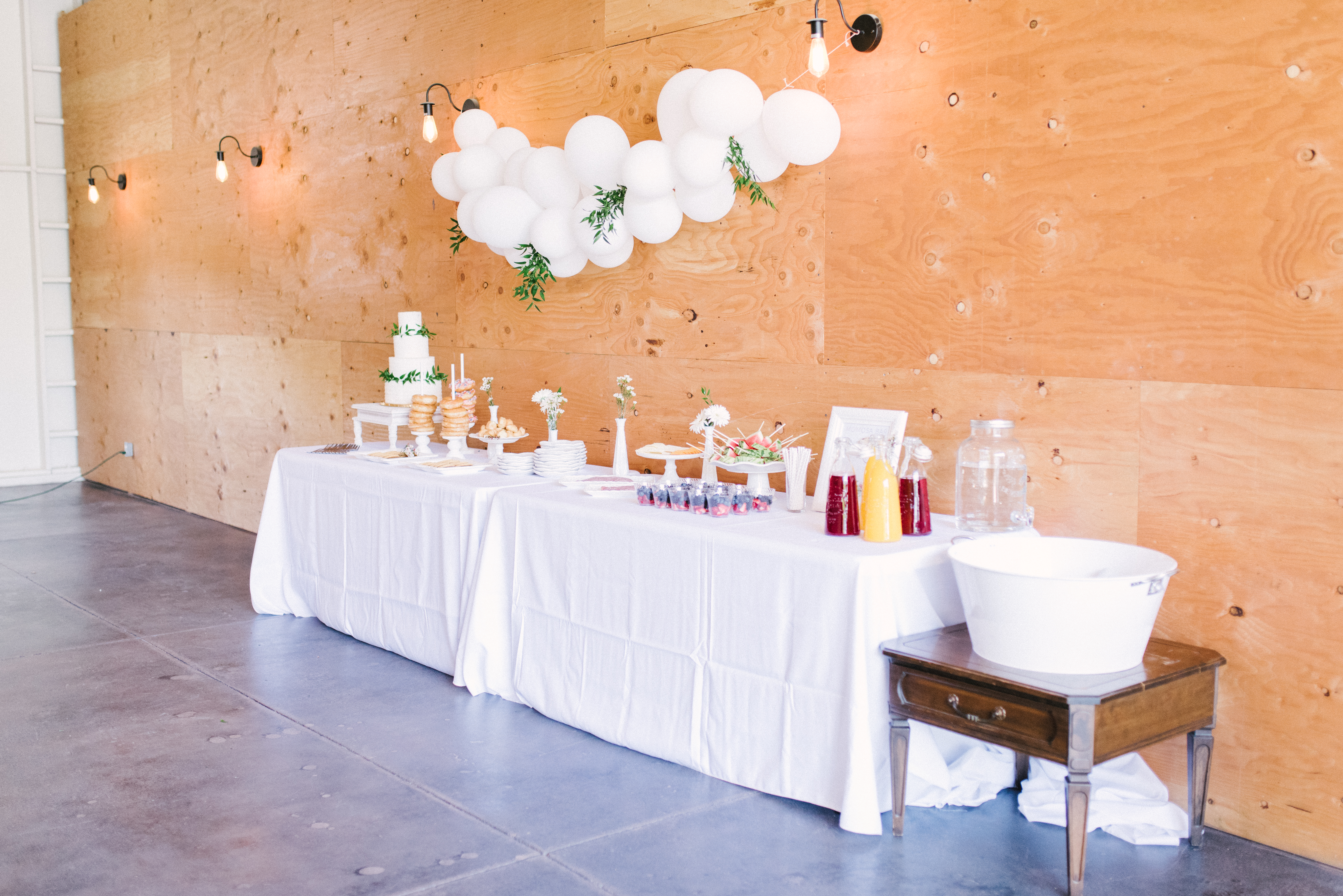 Lovely modern minimalist blush baby shower, set in the coolest industrial farmhouse barn. | glitterinc.com | Hovering Heart Photography | @glitterinc