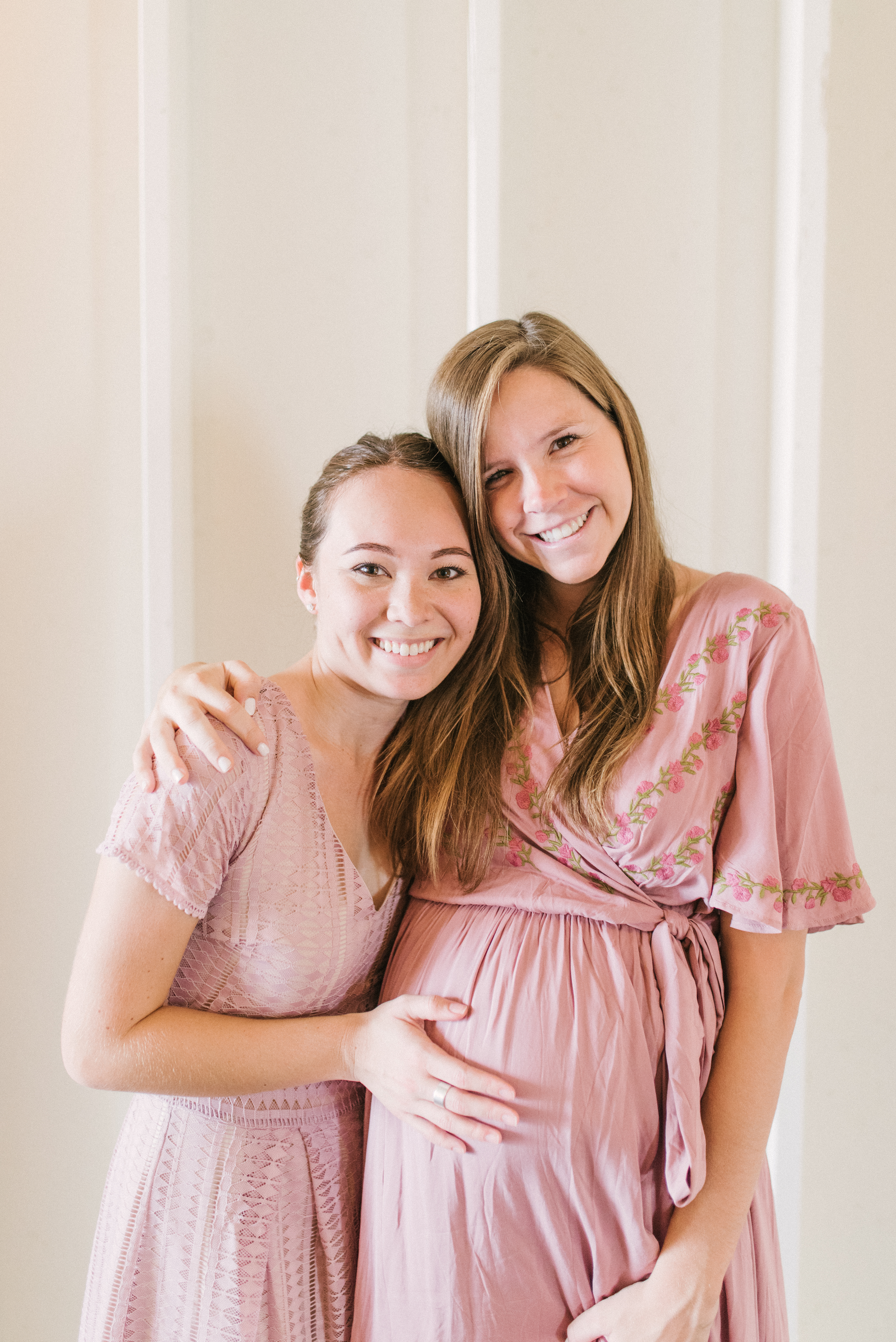 Lovely modern minimalist blush baby shower, set in the coolest industrial farmhouse barn. | glitterinc.com | Hovering Heart Photography | @glitterinc - Modern Minimalist Blush Baby Shower by popular North Carolina style blogger Glitter, Inc.